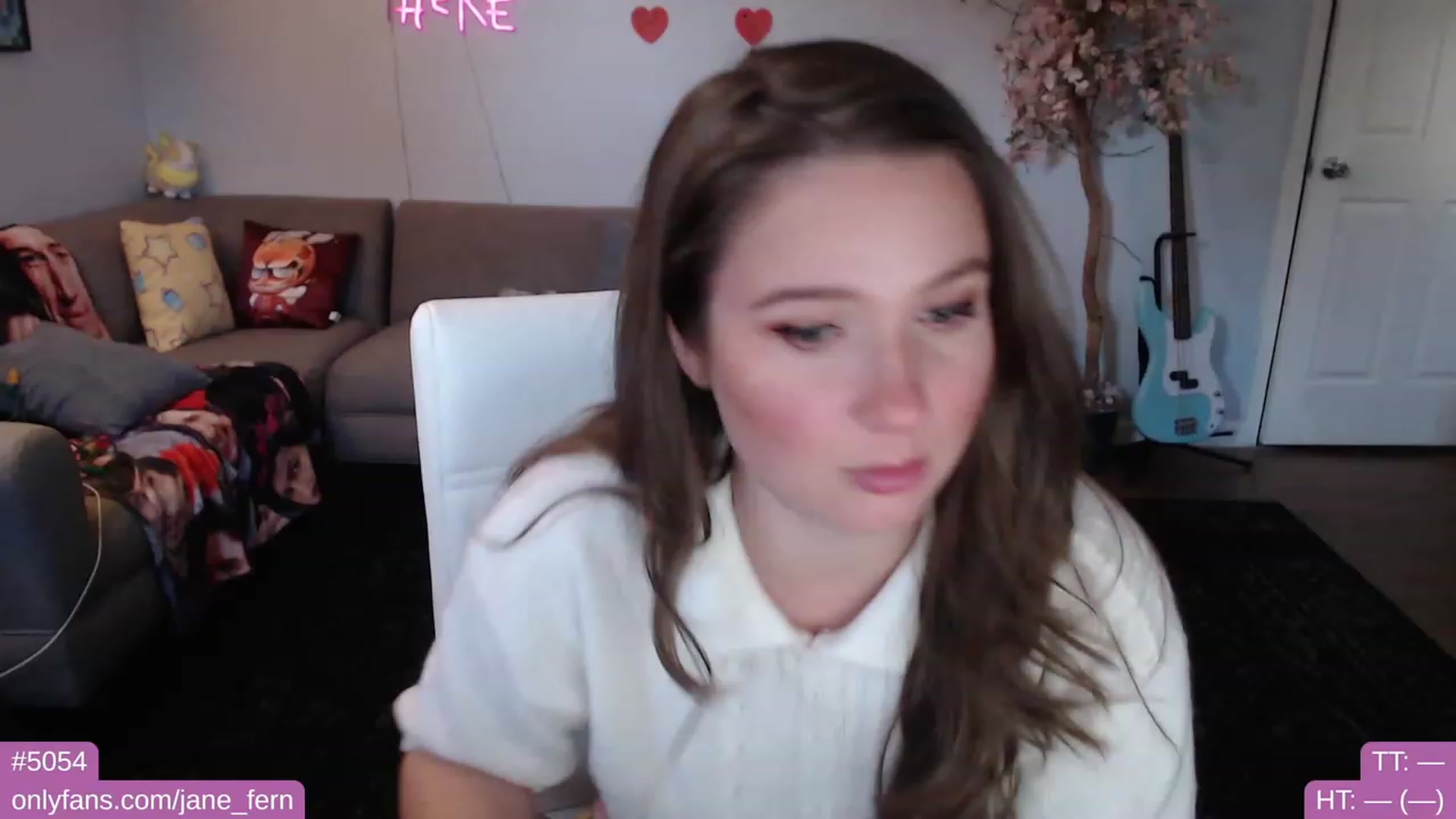 Gallery image thumbnail from Jane_Fern's myfreecams stream on, 03/08/2023, 22:51 image 10 of 20