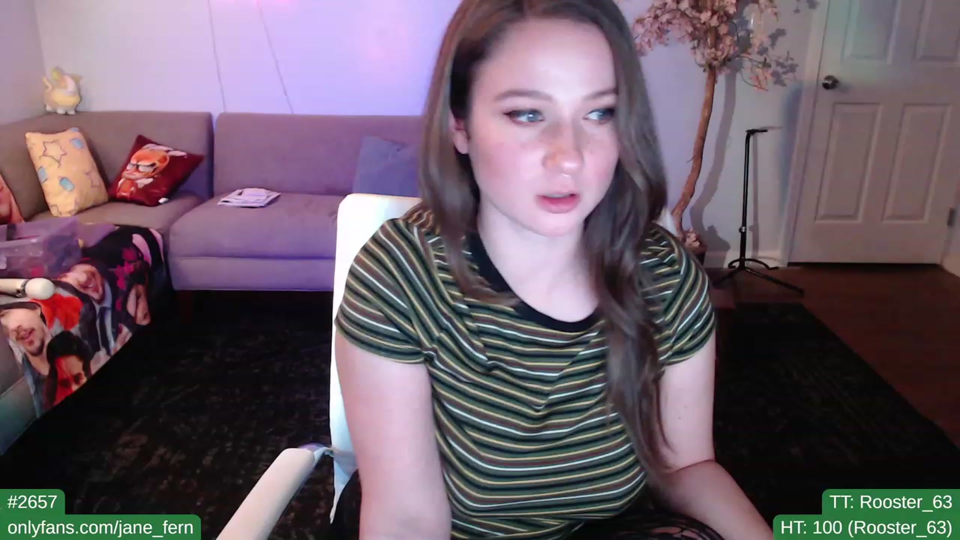 Gallery image thumbnail from Jane_Fern's myfreecams stream on, 03/21/2023, 01:54 image 8 of 20