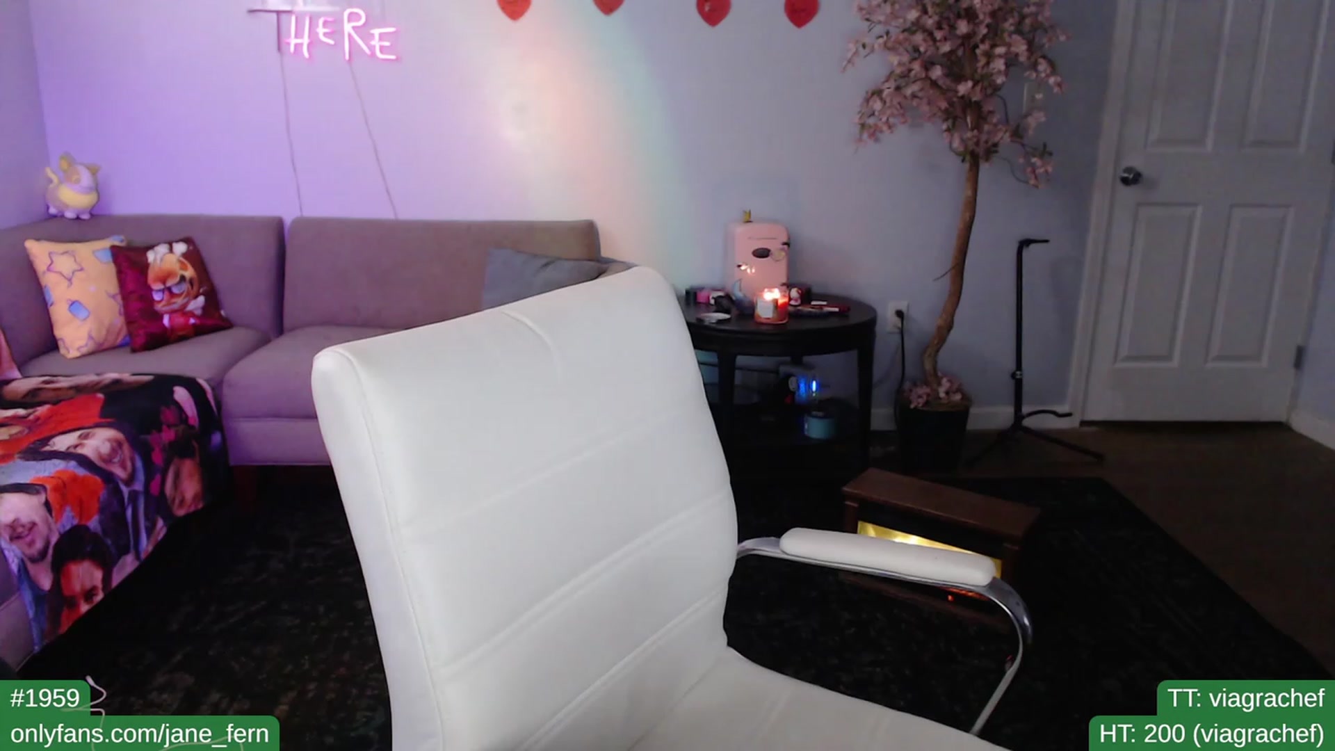 Gallery image thumbnail from Jane_Fern's myfreecams stream on, 03/23/2023, 01:05 image 15 of 20