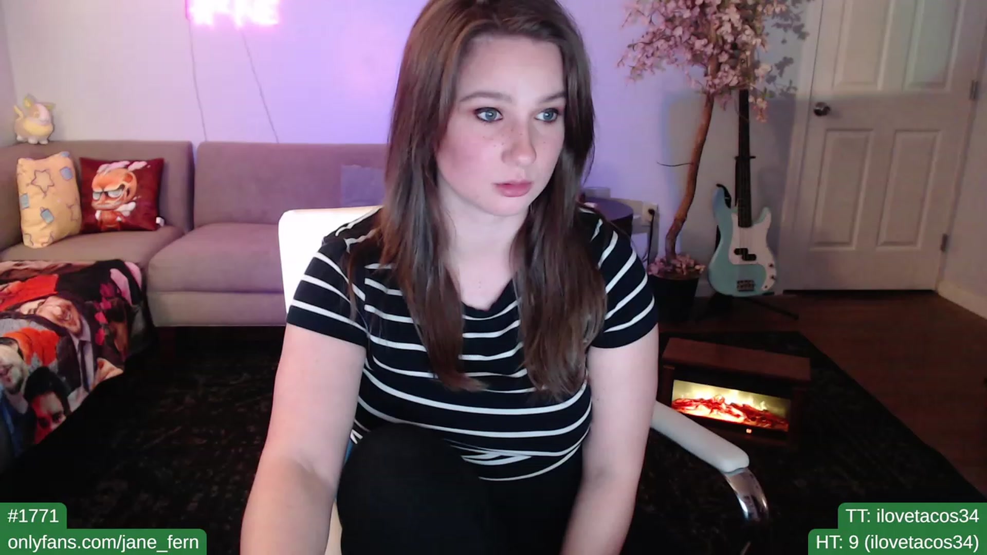 Gallery image thumbnail from Jane_Fern's myfreecams stream on, 03/29/2023, 02:19 image 3 of 20