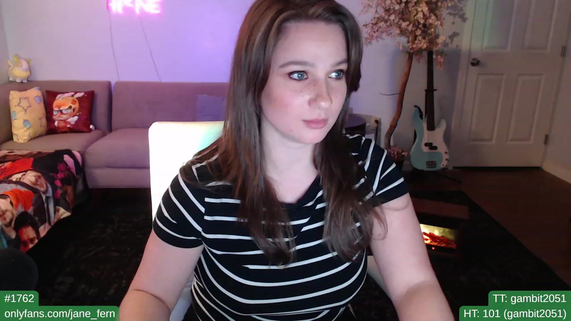 Gallery image thumbnail from Jane_Fern's myfreecams stream on, 03/29/2023, 03:07 image 19 of 20