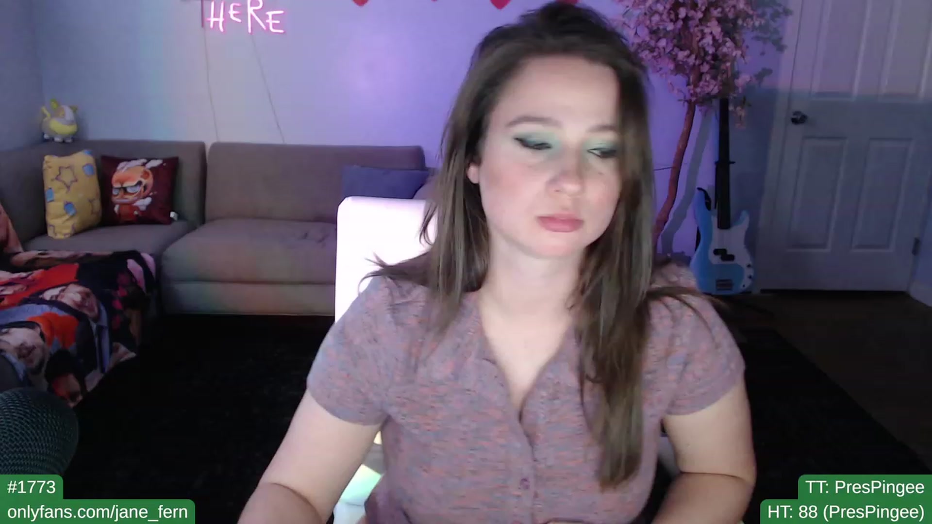 Gallery image thumbnail from Jane_Fern's myfreecams stream on, 03/30/2023, 02:41 image 1 of 20