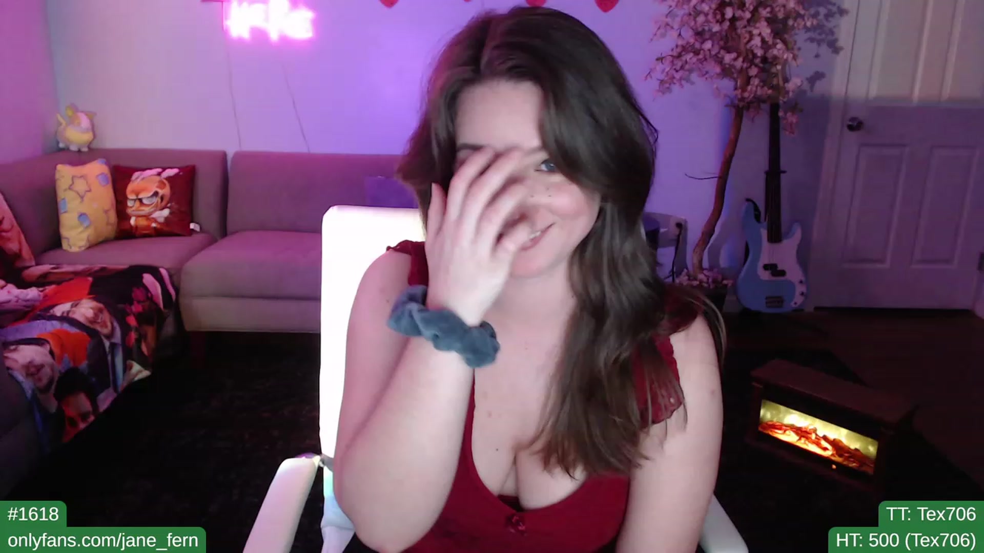 Gallery image thumbnail from Jane_Fern's myfreecams stream on, 03/31/2023, 02:45 image 1 of 20