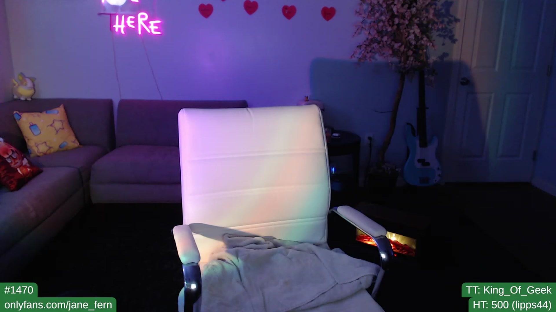 Gallery image thumbnail from Jane_Fern's myfreecams stream on, 04/01/2023, 04:03 image 11 of 20
