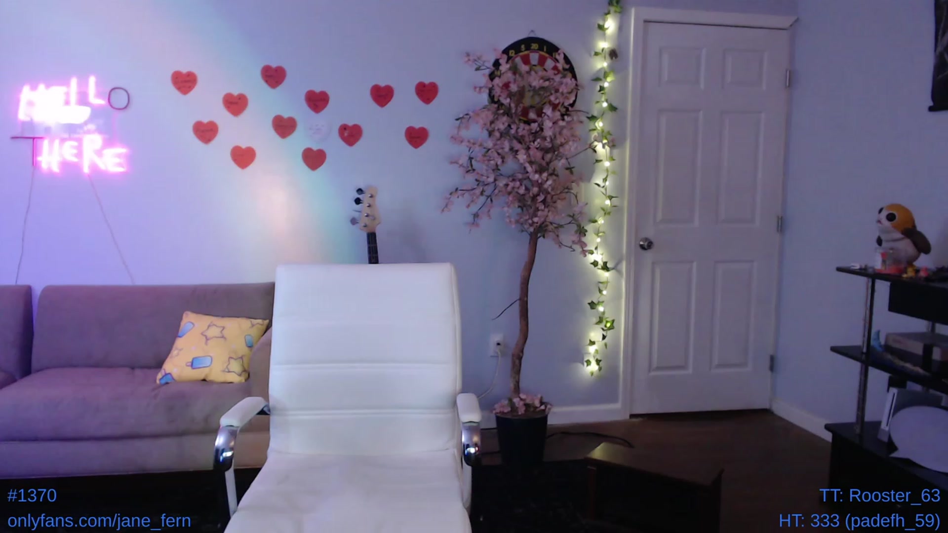 Gallery image thumbnail from Jane_Fern's myfreecams stream on, 04/18/2023, 04:28 image 4 of 20