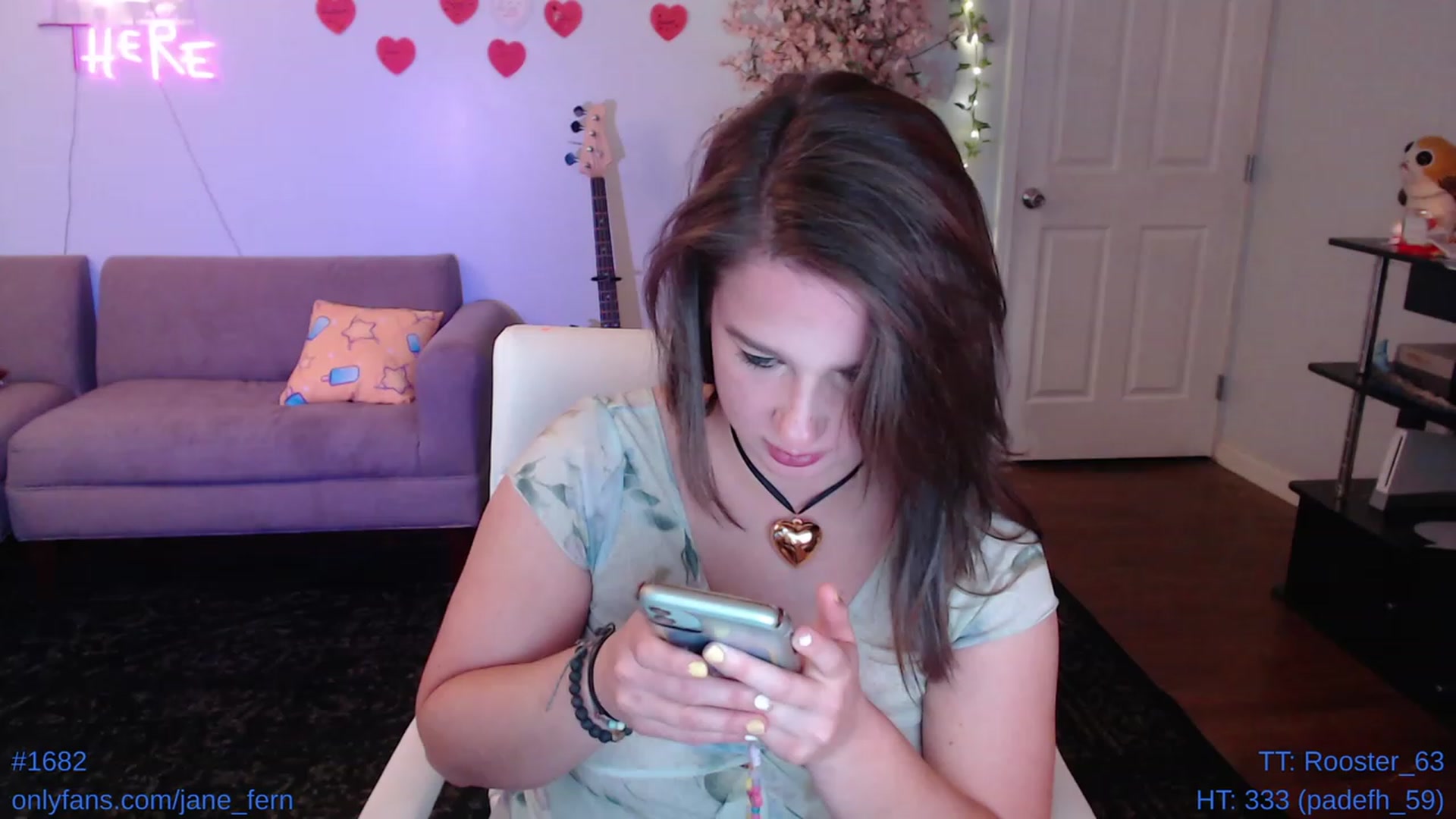 Gallery image thumbnail from Jane_Fern's myfreecams stream on, 04/25/2023, 03:05 image 10 of 20