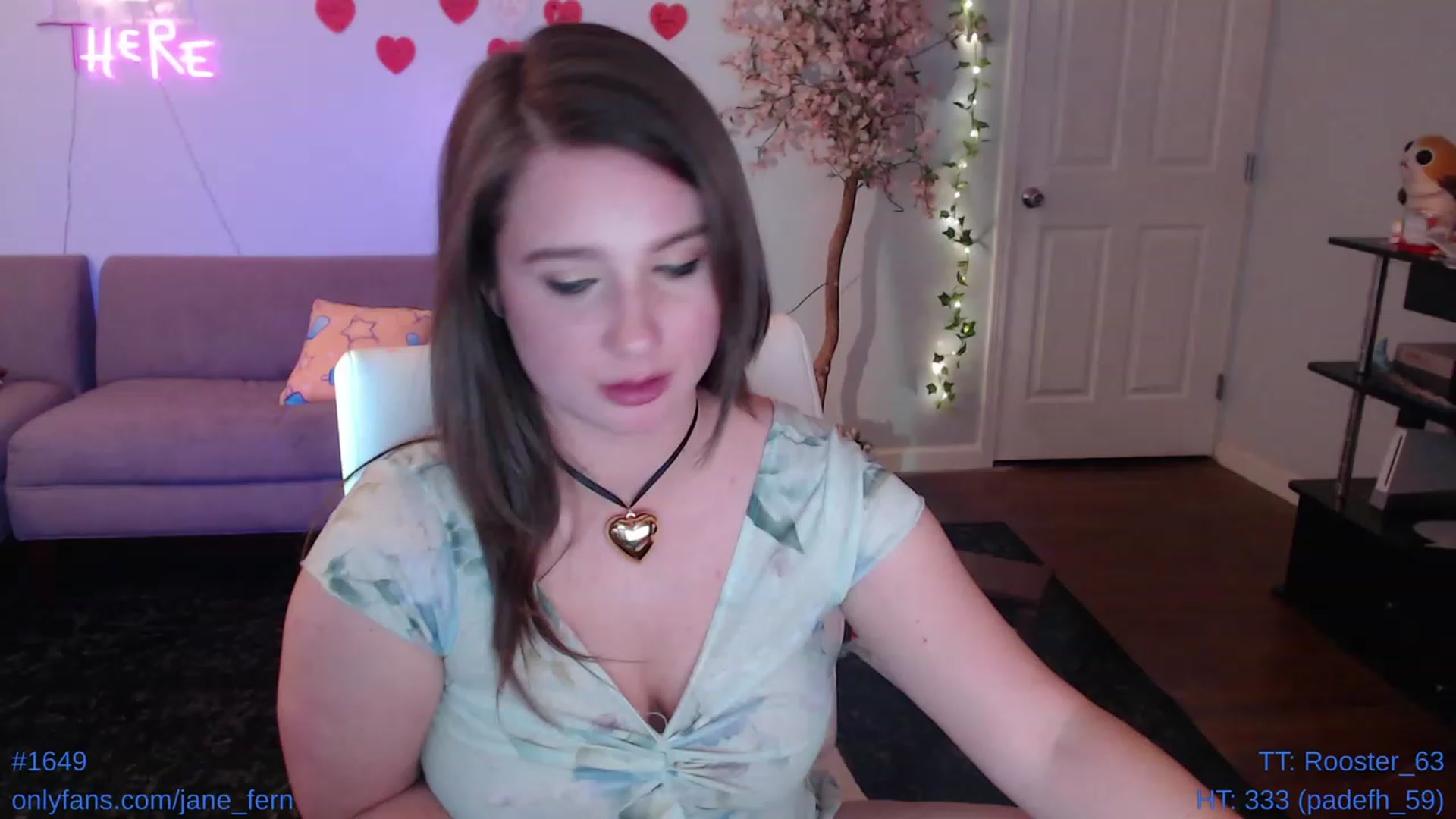 Gallery image thumbnail from Jane_Fern's myfreecams stream on, 04/25/2023, 03:05 image 17 of 20