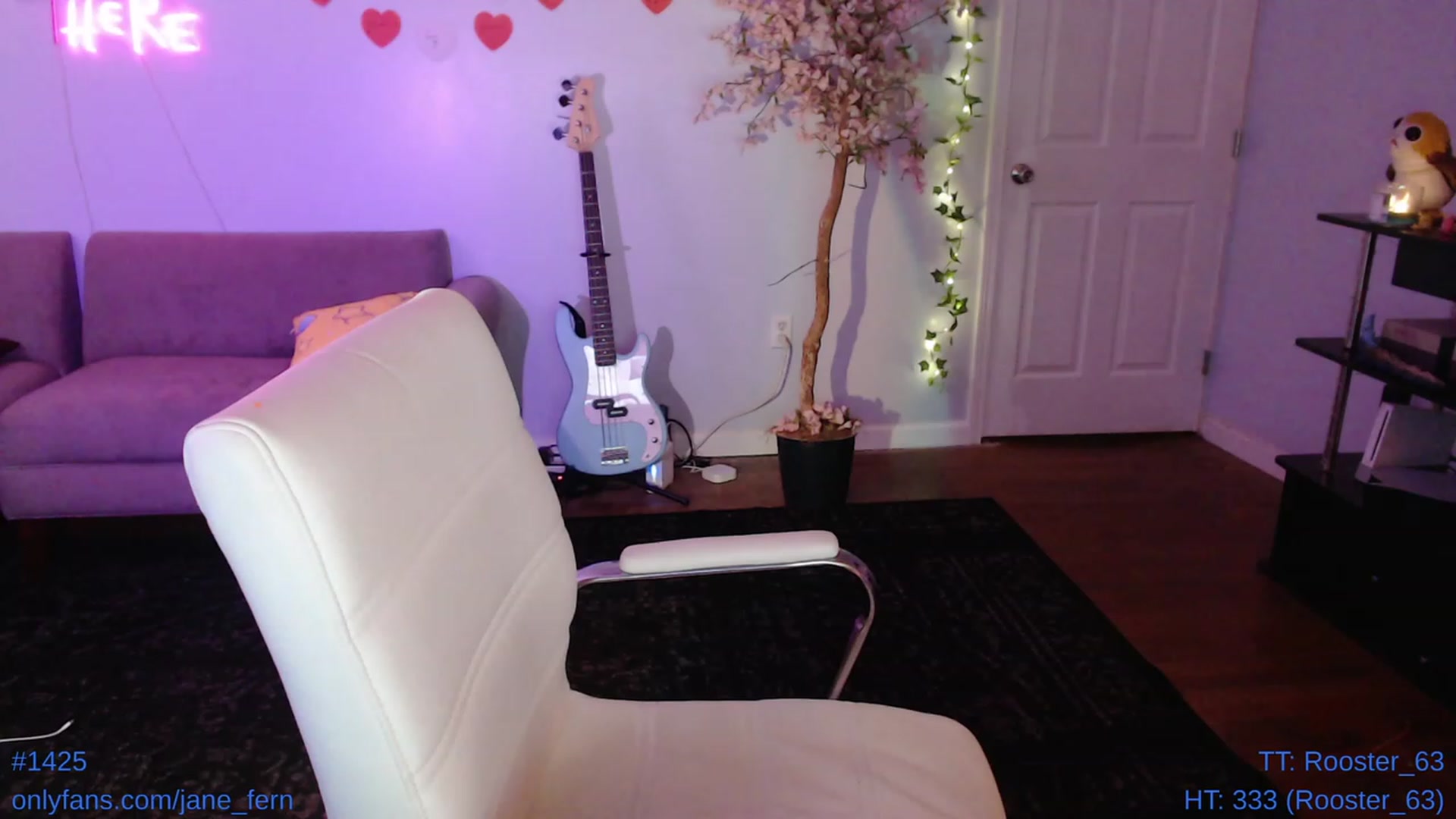 Gallery image thumbnail from Jane_Fern's myfreecams stream on, 04/29/2023, 02:21 image 9 of 20
