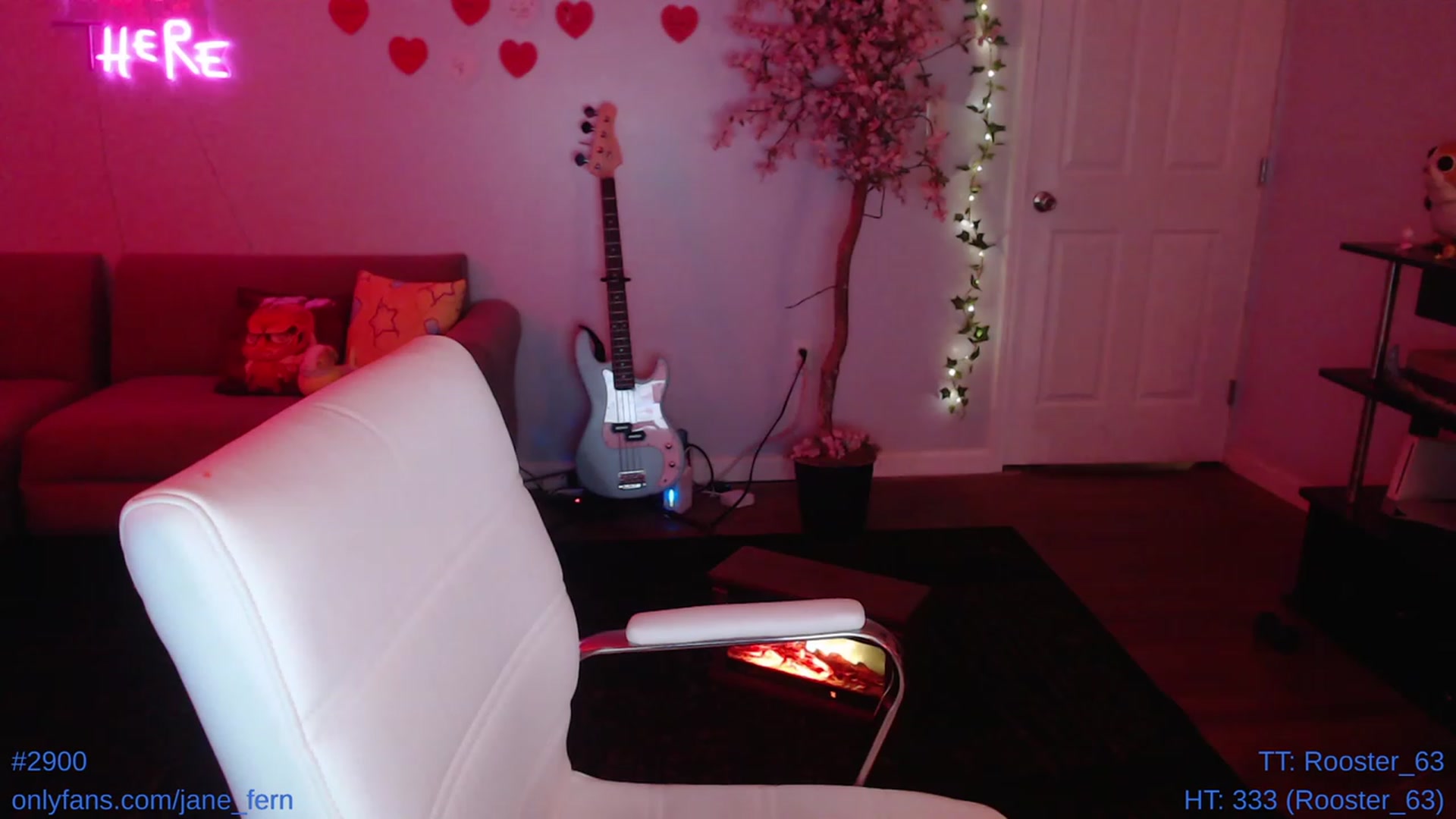Gallery image thumbnail from Jane_Fern's myfreecams stream on, 05/04/2023, 24:39 image 12 of 20