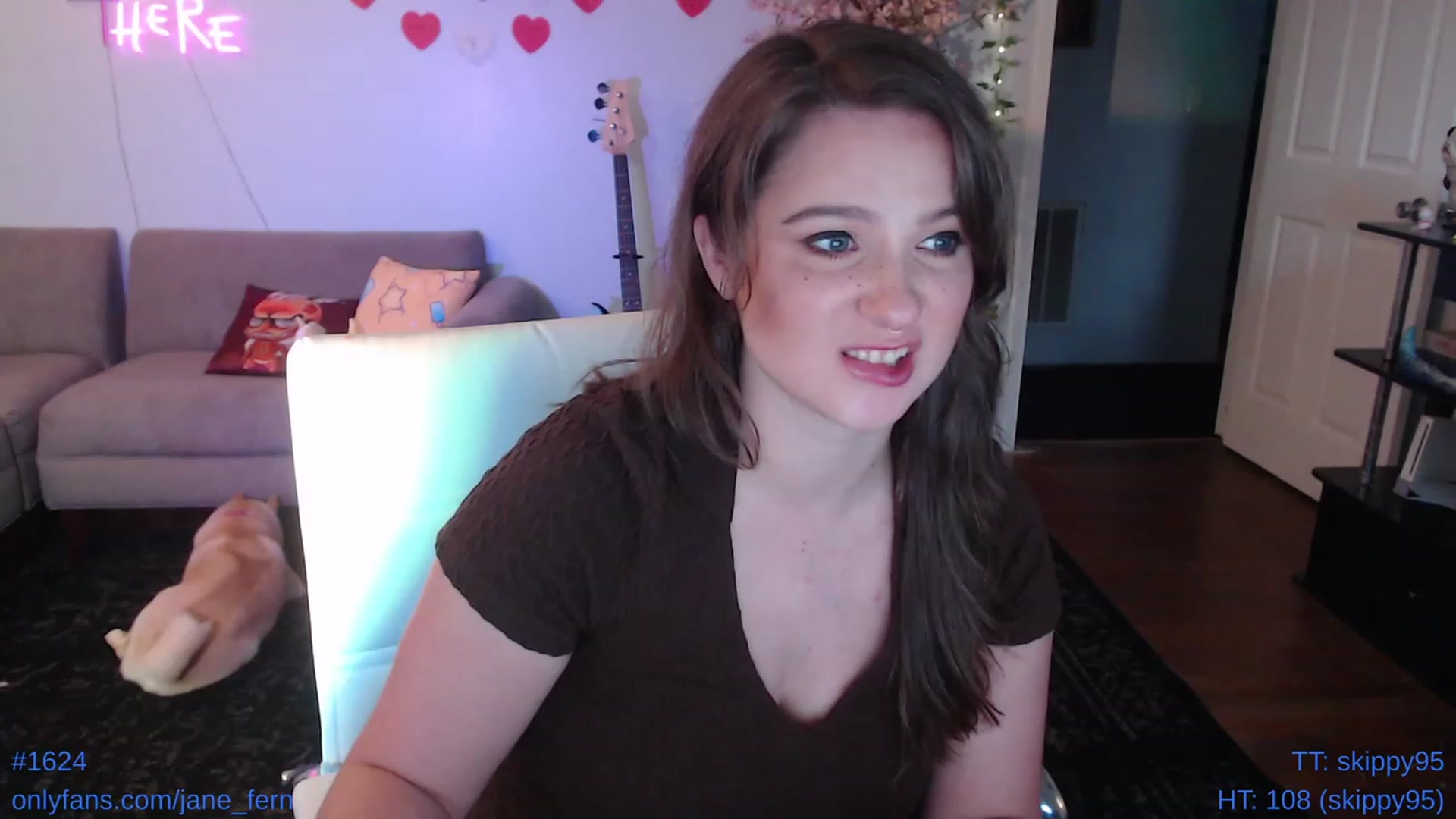 Gallery image thumbnail from Jane_Fern's myfreecams stream on, 05/09/2023, 24:55 image 2 of 20