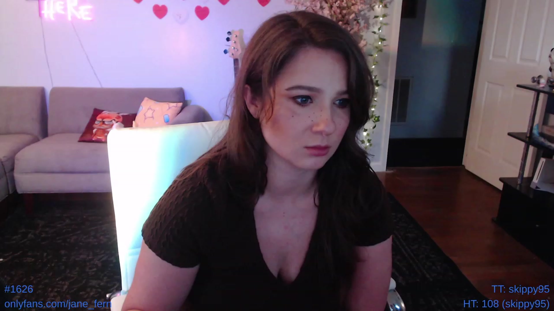 Gallery image thumbnail from Jane_Fern's myfreecams stream on, 05/09/2023, 24:55 image 5 of 20