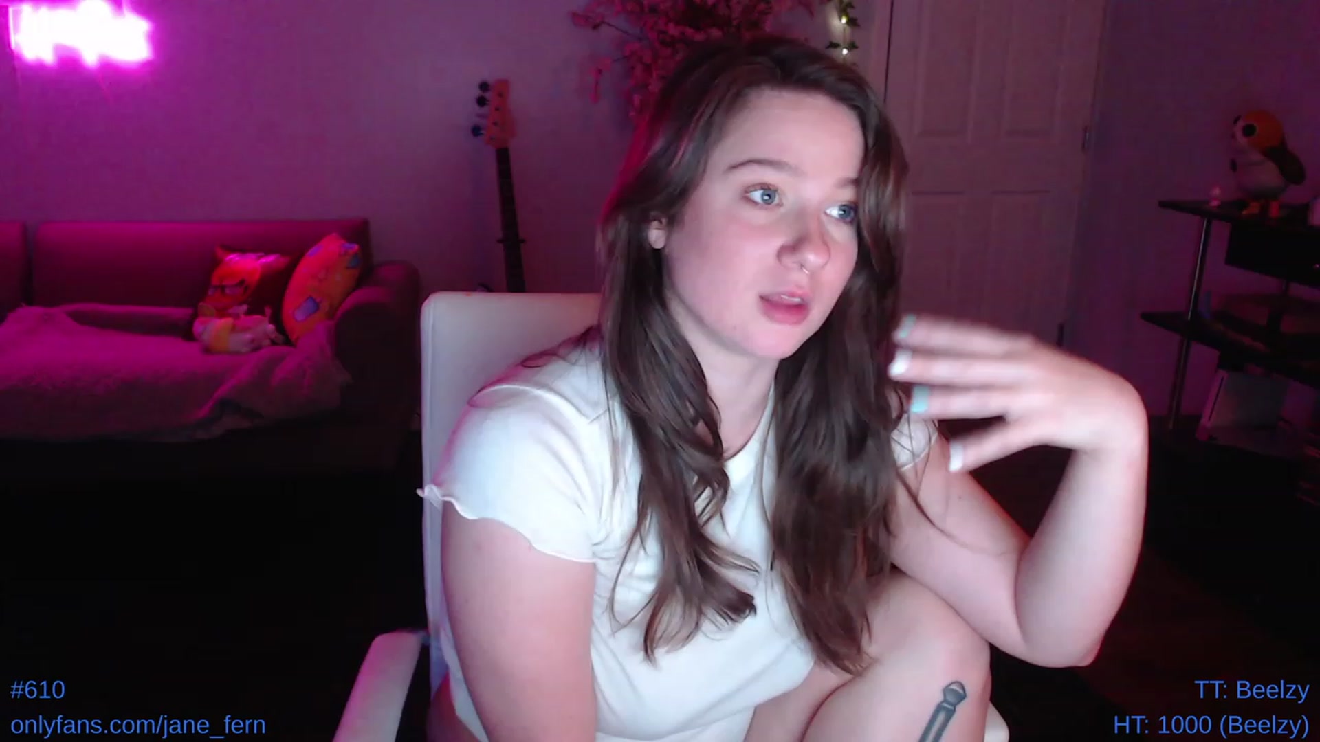 Gallery image thumbnail from Jane_Fern's myfreecams stream on, 05/13/2023, 06:36 image 14 of 20