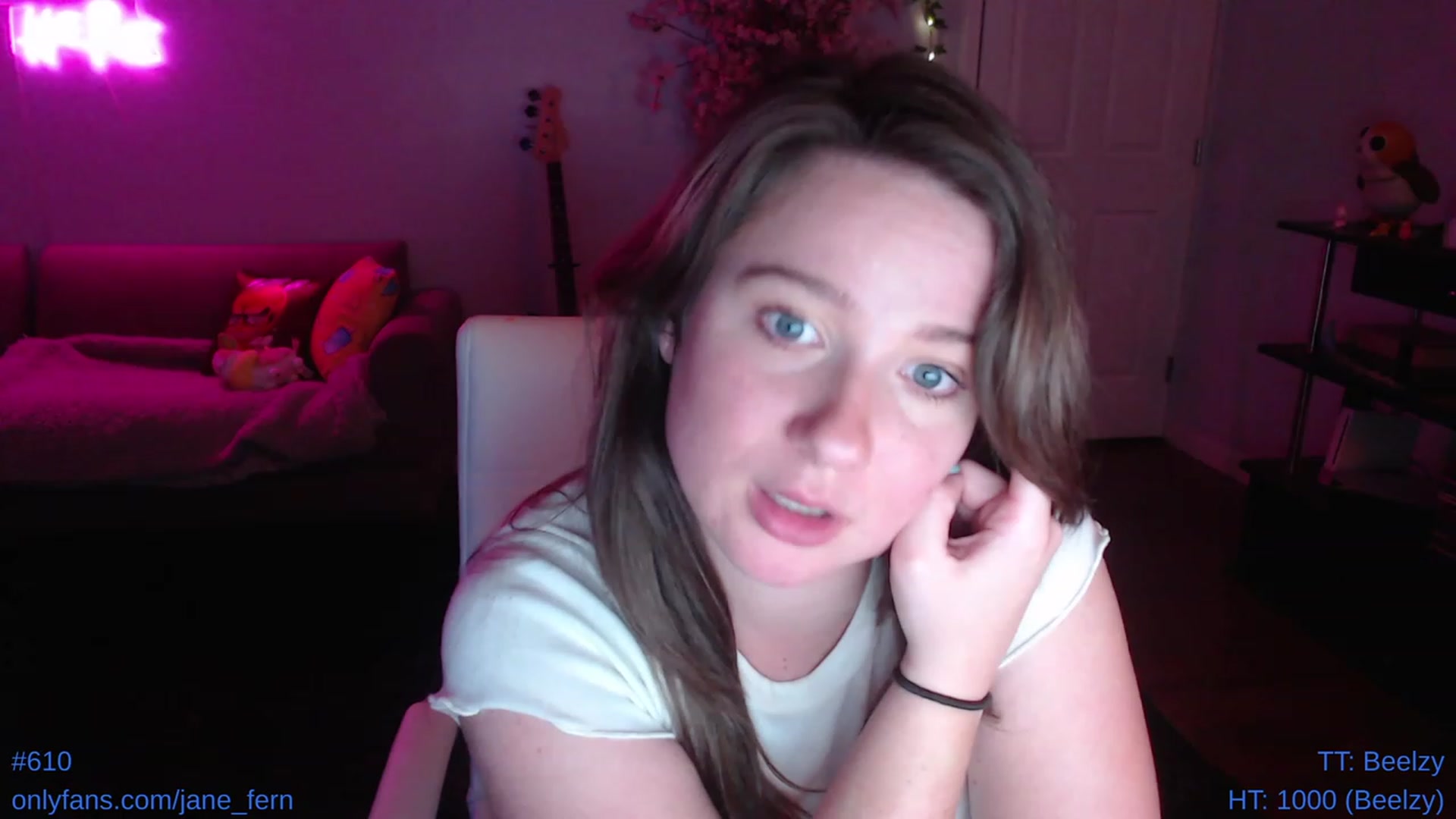 Gallery image thumbnail from Jane_Fern's myfreecams stream on, 05/13/2023, 06:36 image 10 of 20