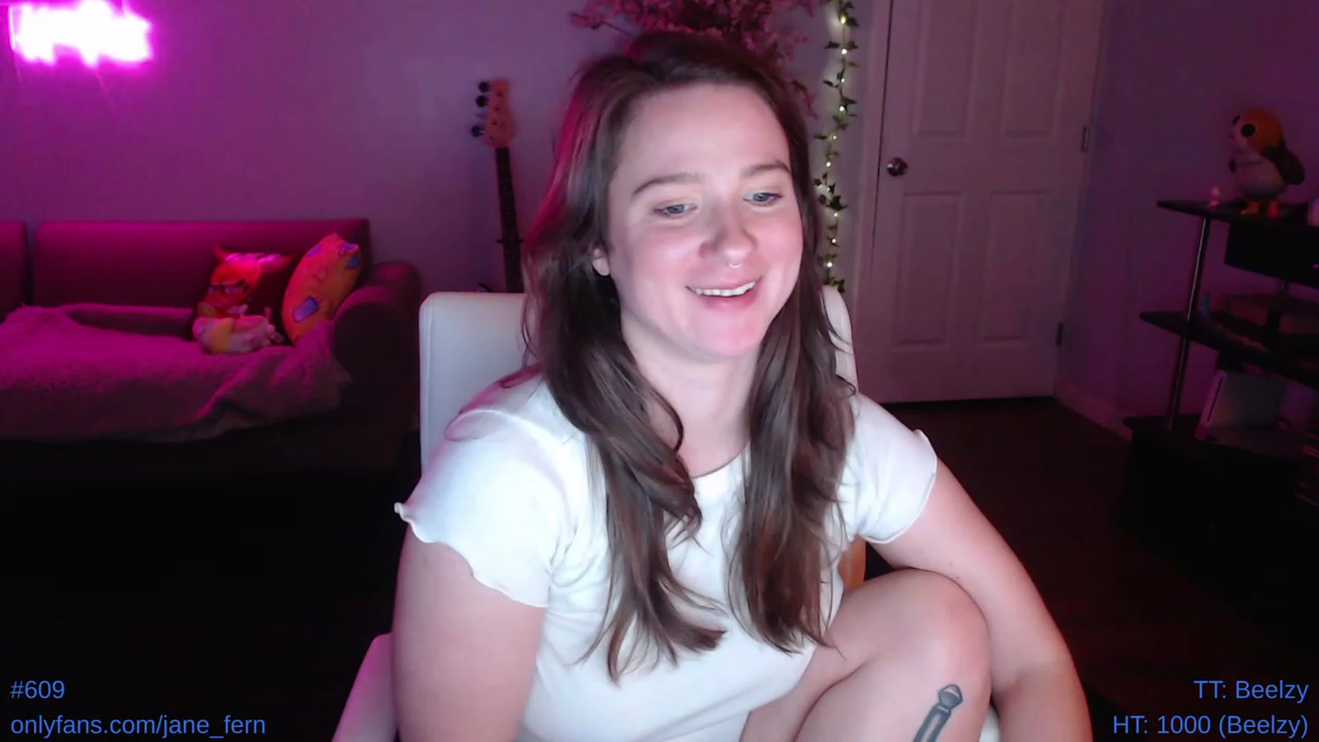 Gallery image thumbnail from Jane_Fern's myfreecams stream on, 05/13/2023, 06:36 image 16 of 20