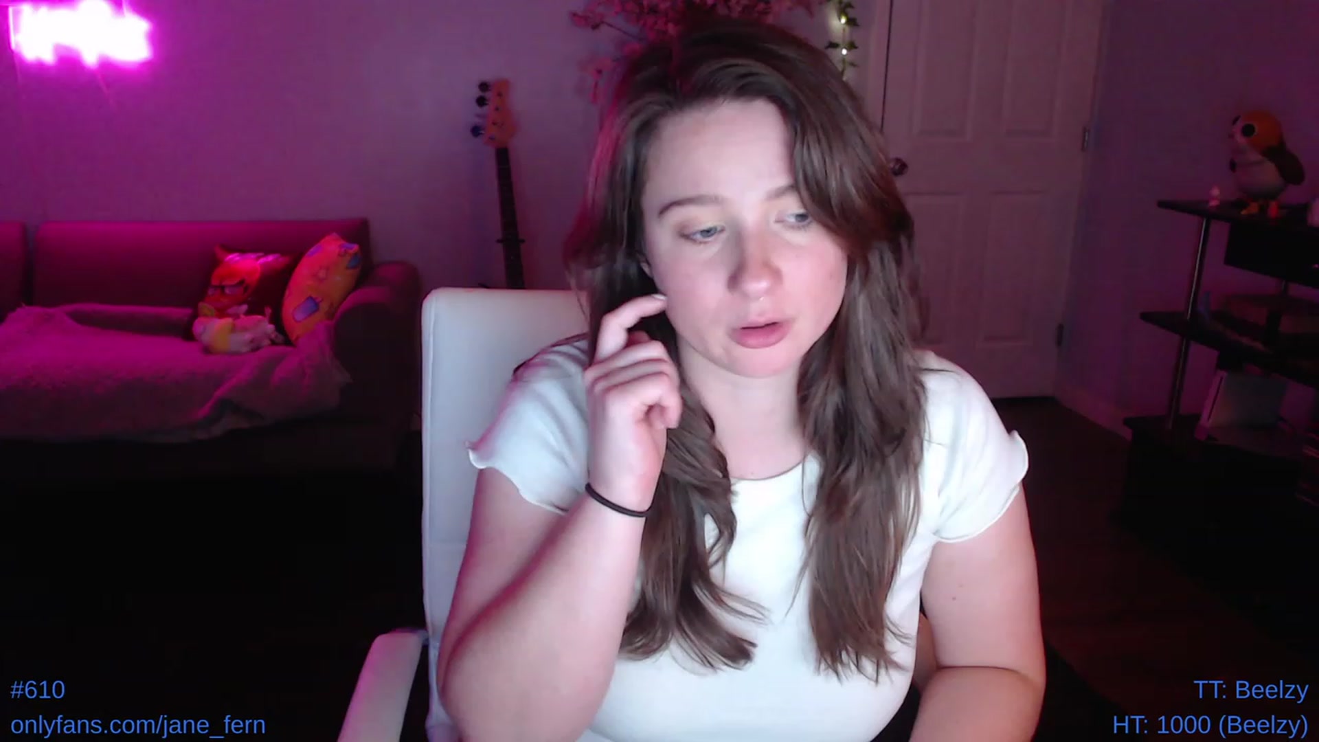 Gallery image thumbnail from Jane_Fern's myfreecams stream on, 05/13/2023, 06:36 image 12 of 20