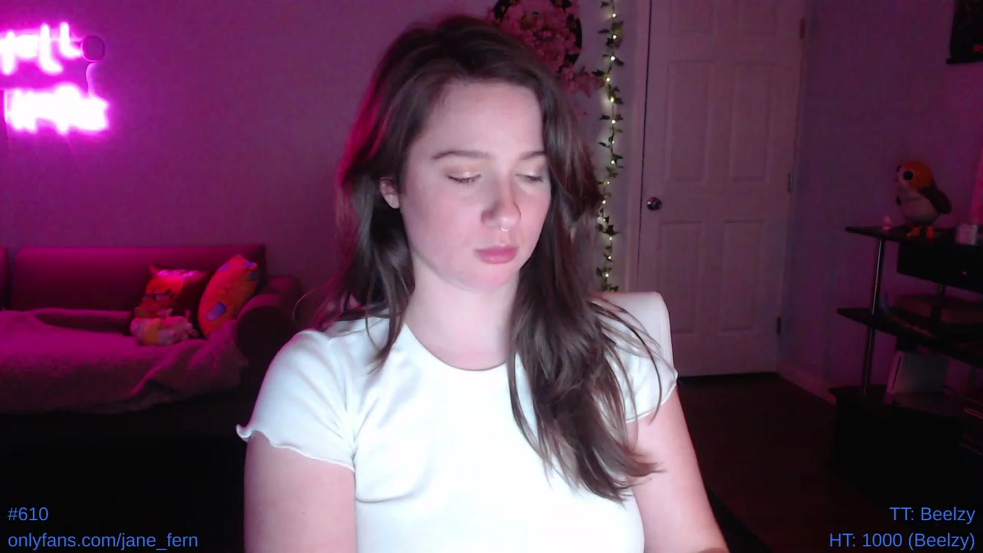 Gallery image thumbnail from Jane_Fern's myfreecams stream on, 05/13/2023, 06:36 image 4 of 20