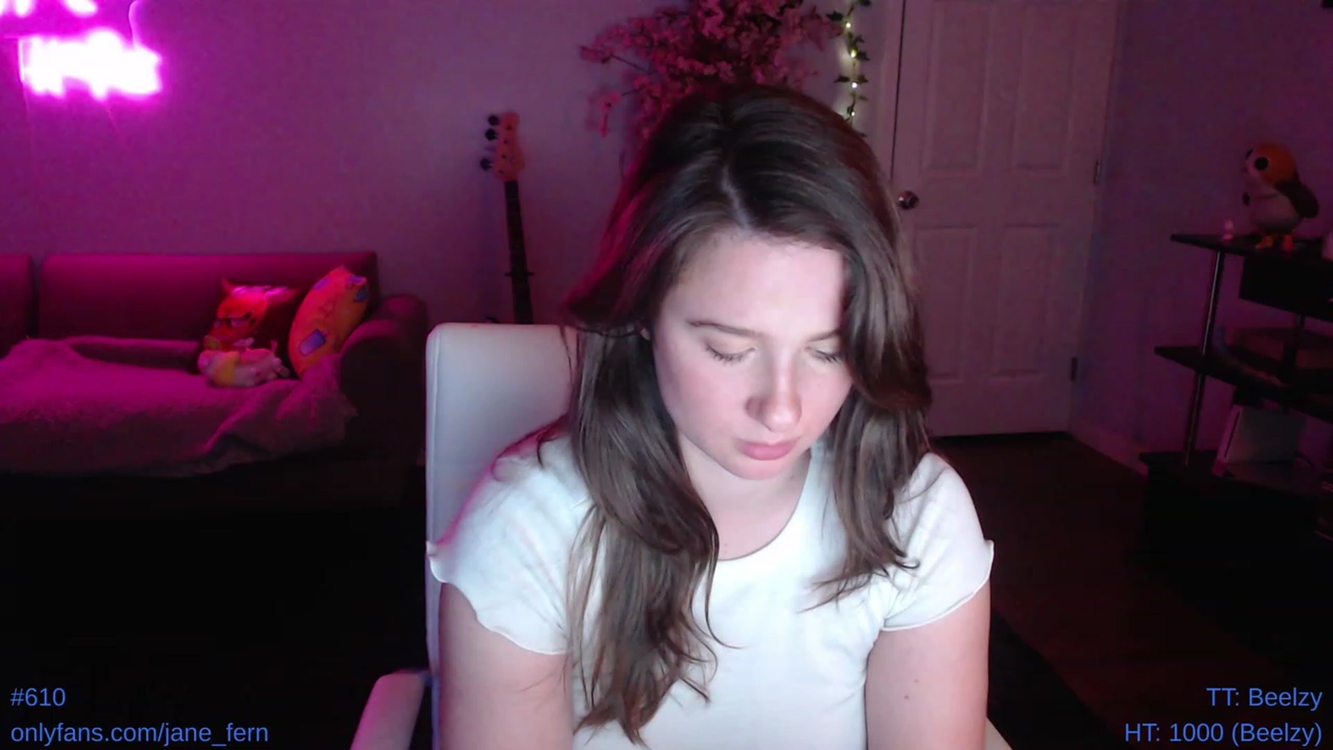 Gallery image thumbnail from Jane_Fern's myfreecams stream on, 05/13/2023, 06:36 image 9 of 20