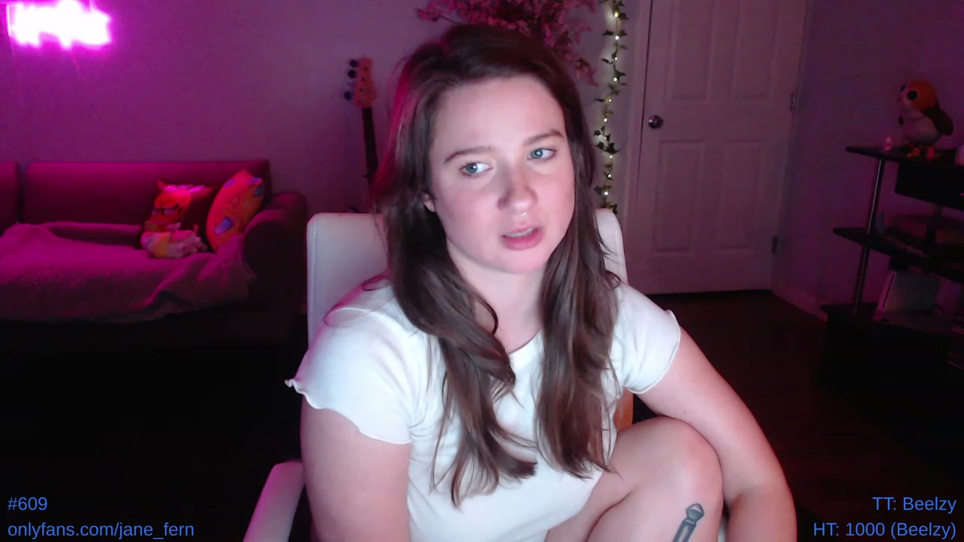 Gallery image thumbnail from Jane_Fern's myfreecams stream on, 05/13/2023, 06:36 image 15 of 20