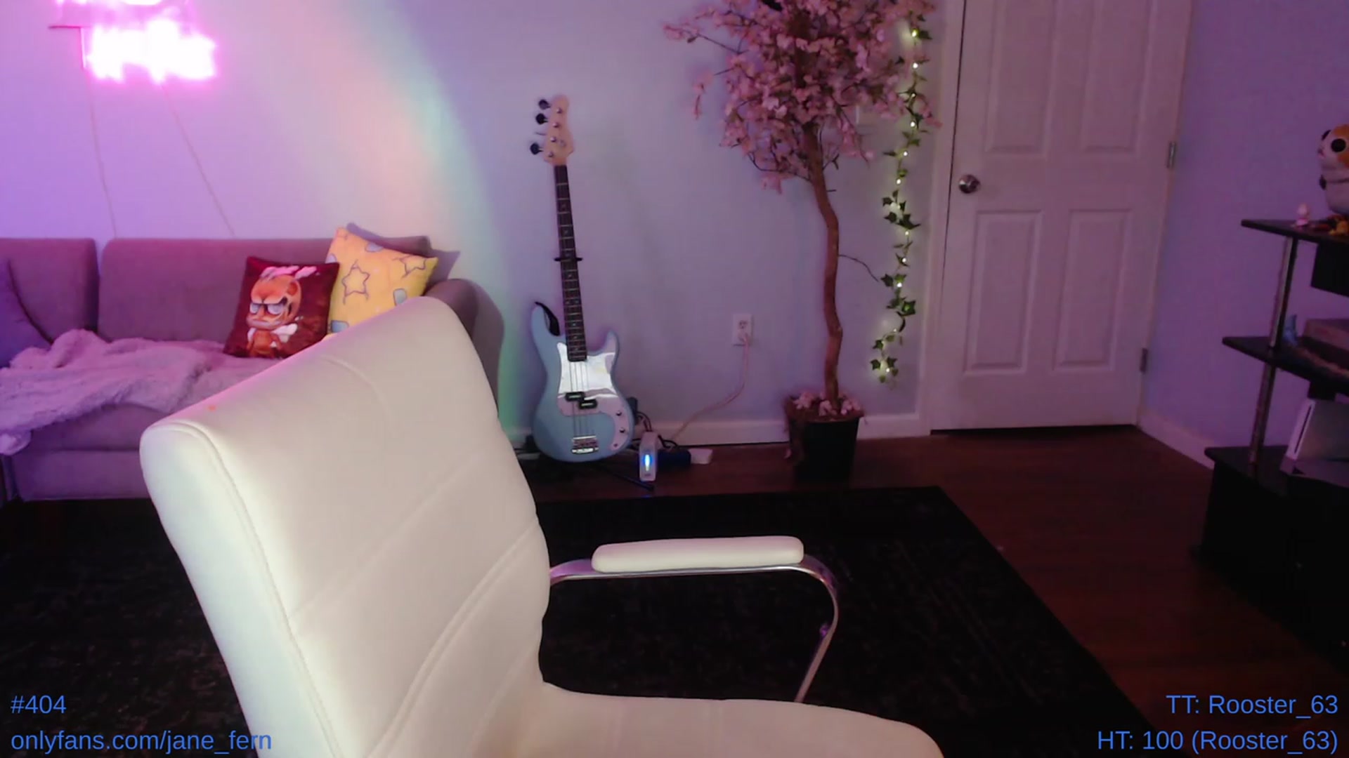 Gallery image thumbnail from Jane_Fern's myfreecams stream on, 05/18/2023, 05:30 image 10 of 20