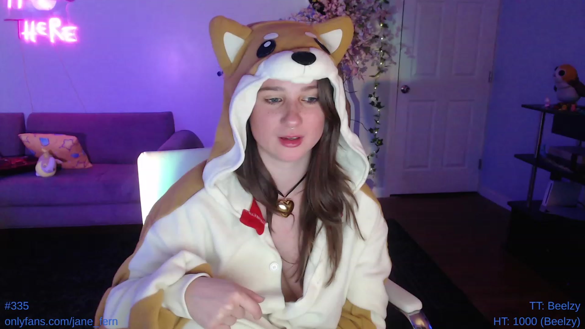 Gallery image thumbnail from Jane_Fern's myfreecams stream on, 05/20/2023, 06:26 image 9 of 20