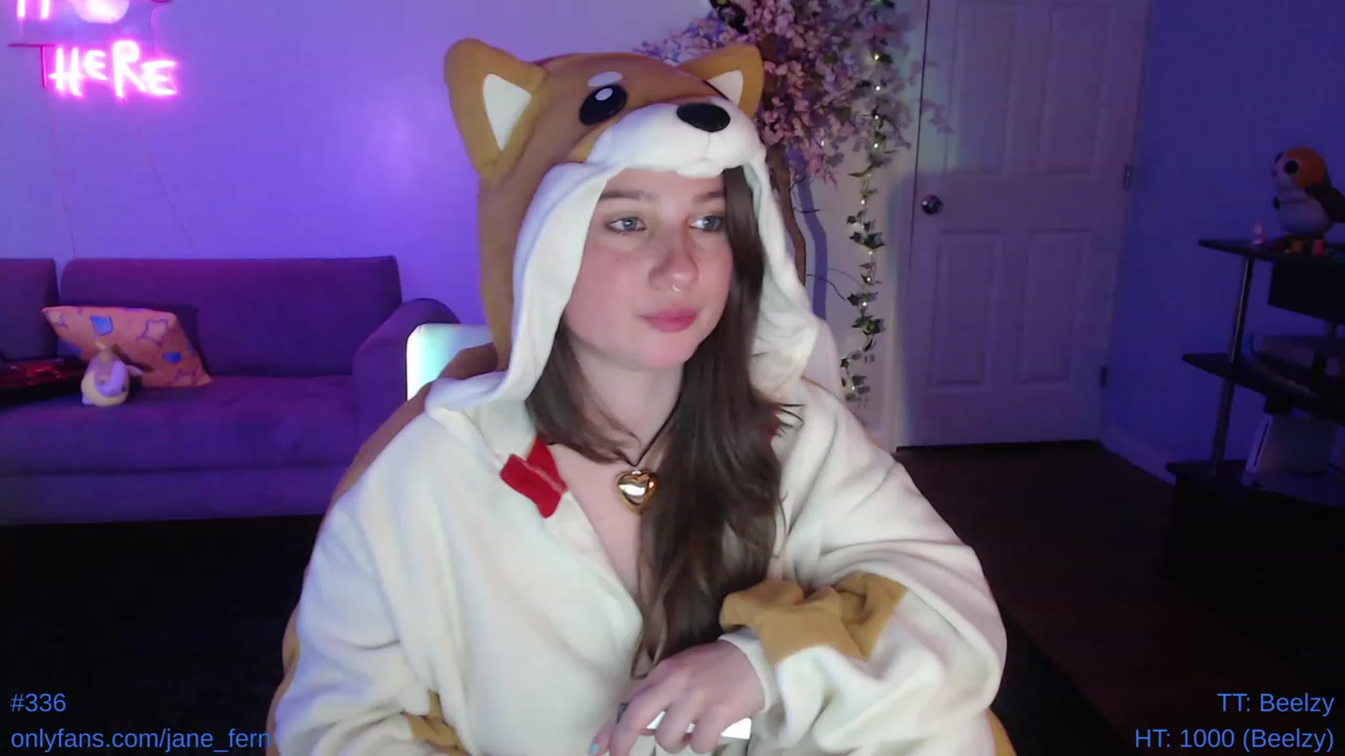 Gallery image thumbnail from Jane_Fern's myfreecams stream on, 05/20/2023, 06:26 image 2 of 20