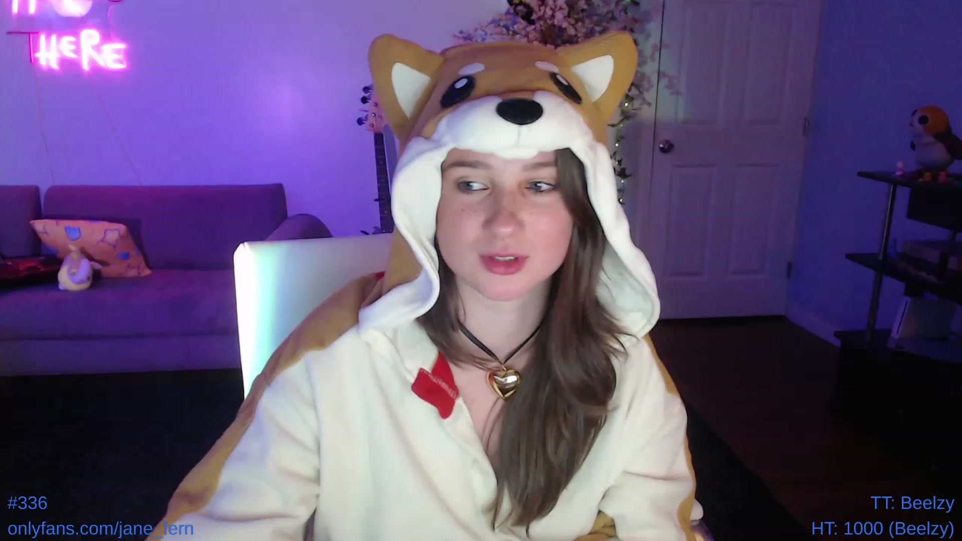 Gallery image thumbnail from Jane_Fern's myfreecams stream on, 05/20/2023, 06:26 image 4 of 20