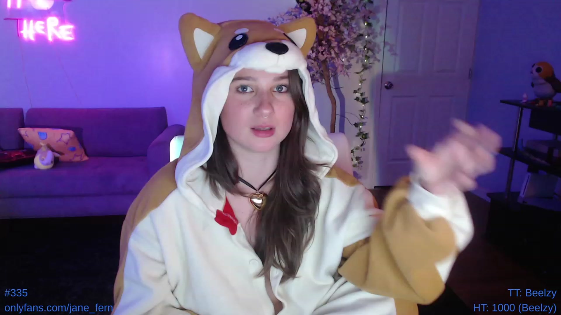 Gallery image thumbnail from Jane_Fern's myfreecams stream on, 05/20/2023, 06:26 image 7 of 20