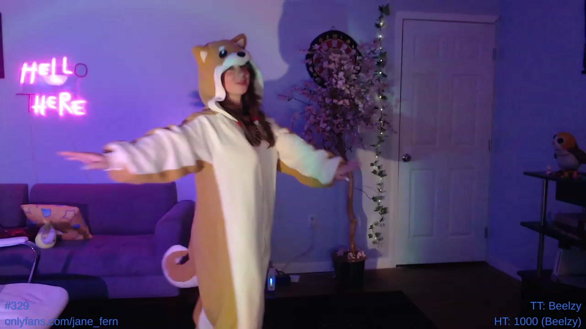 Gallery image thumbnail from Jane_Fern's myfreecams stream on, 05/20/2023, 06:26 image 11 of 20