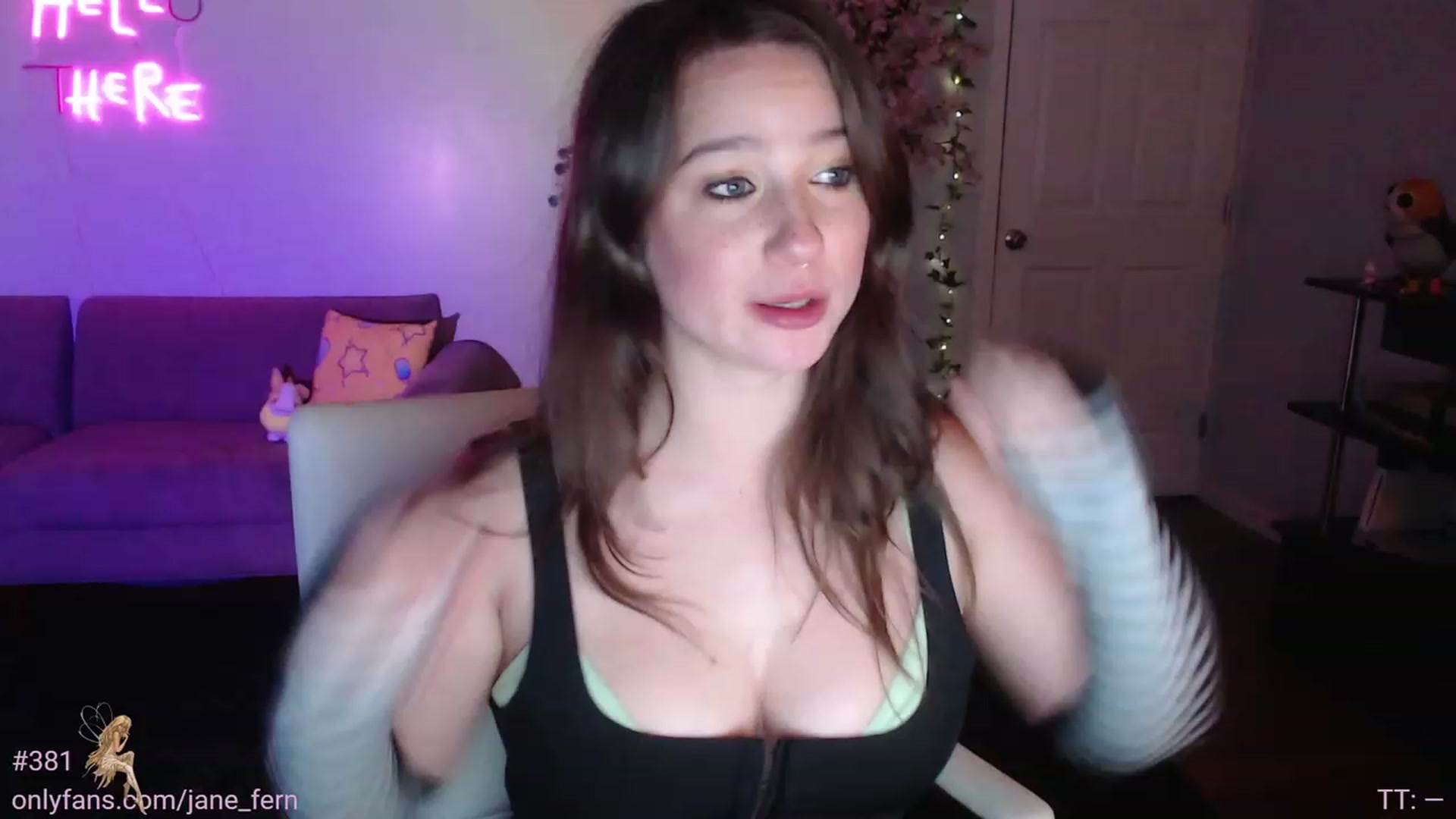 Gallery image thumbnail from Jane_Fern's myfreecams stream on, 05/23/2023, 02:19 image 3 of 20