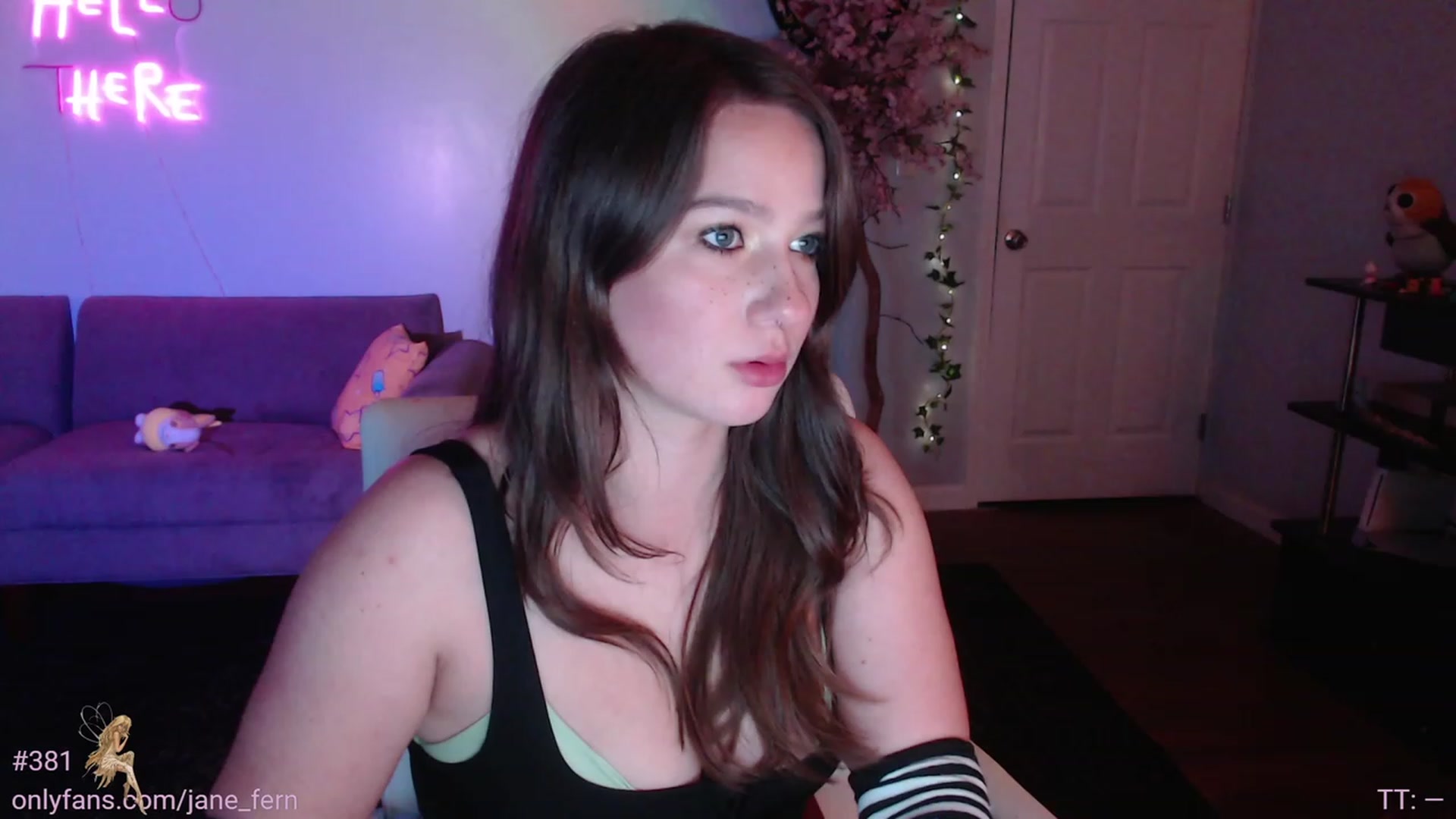 Gallery image thumbnail from Jane_Fern's myfreecams stream on, 05/23/2023, 02:19 image 1 of 20