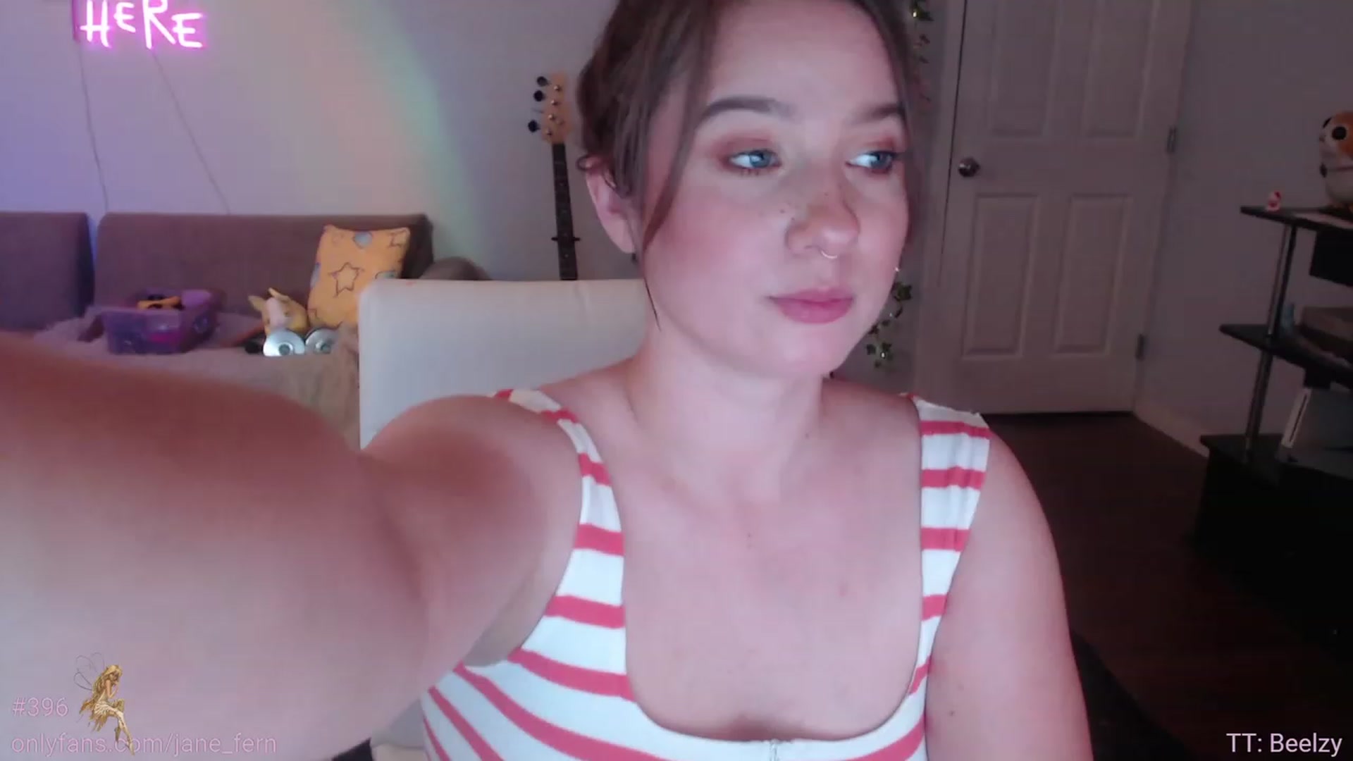 Gallery image thumbnail from Jane_Fern's myfreecams stream on, 05/26/2023, 04:24 image 14 of 20