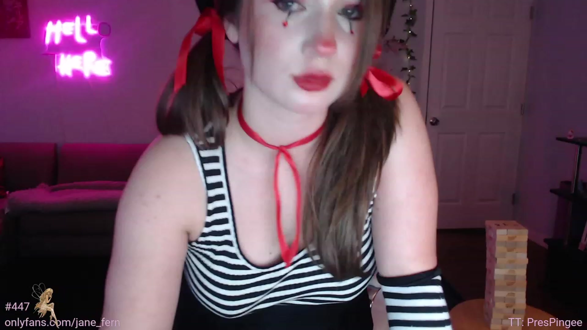Gallery image thumbnail from Jane_Fern's myfreecams stream on, 05/31/2023, 01:54 image 19 of 20