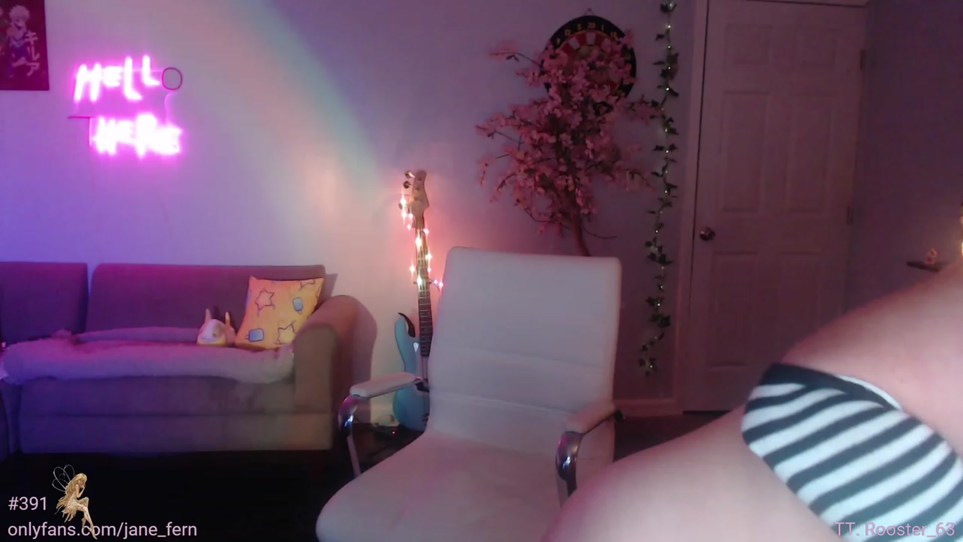 Gallery image thumbnail from Jane_Fern's myfreecams stream on, 05/31/2023, 06:52 image 9 of 20