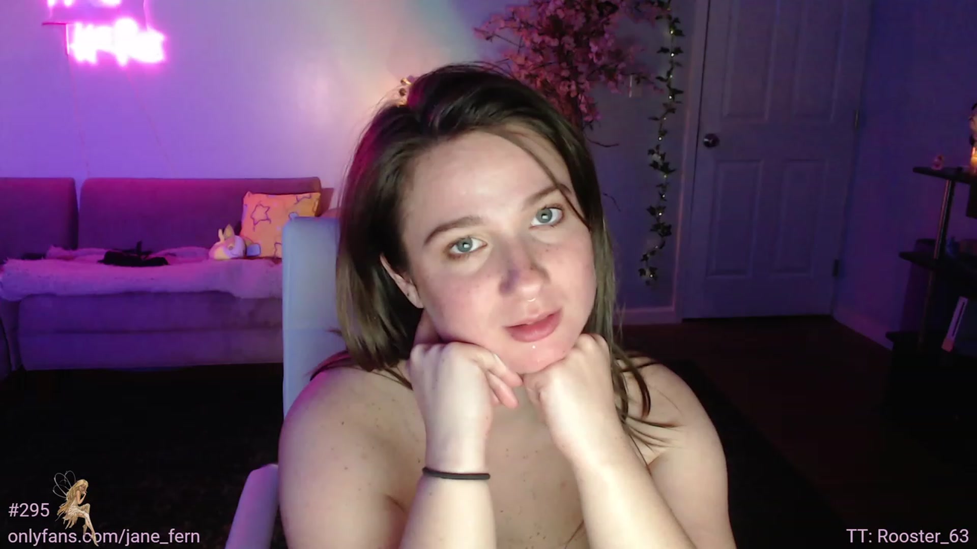 Gallery image thumbnail from Jane_Fern's myfreecams stream on, 06/01/2023, 05:35 image 15 of 20