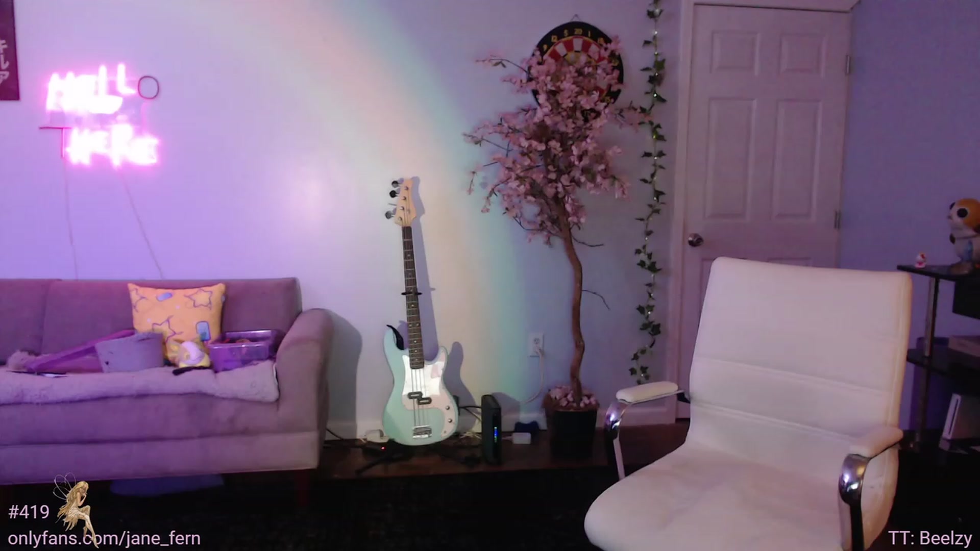 Gallery image thumbnail from Jane_Fern's myfreecams stream on, 06/09/2023, 04:59 image 17 of 20