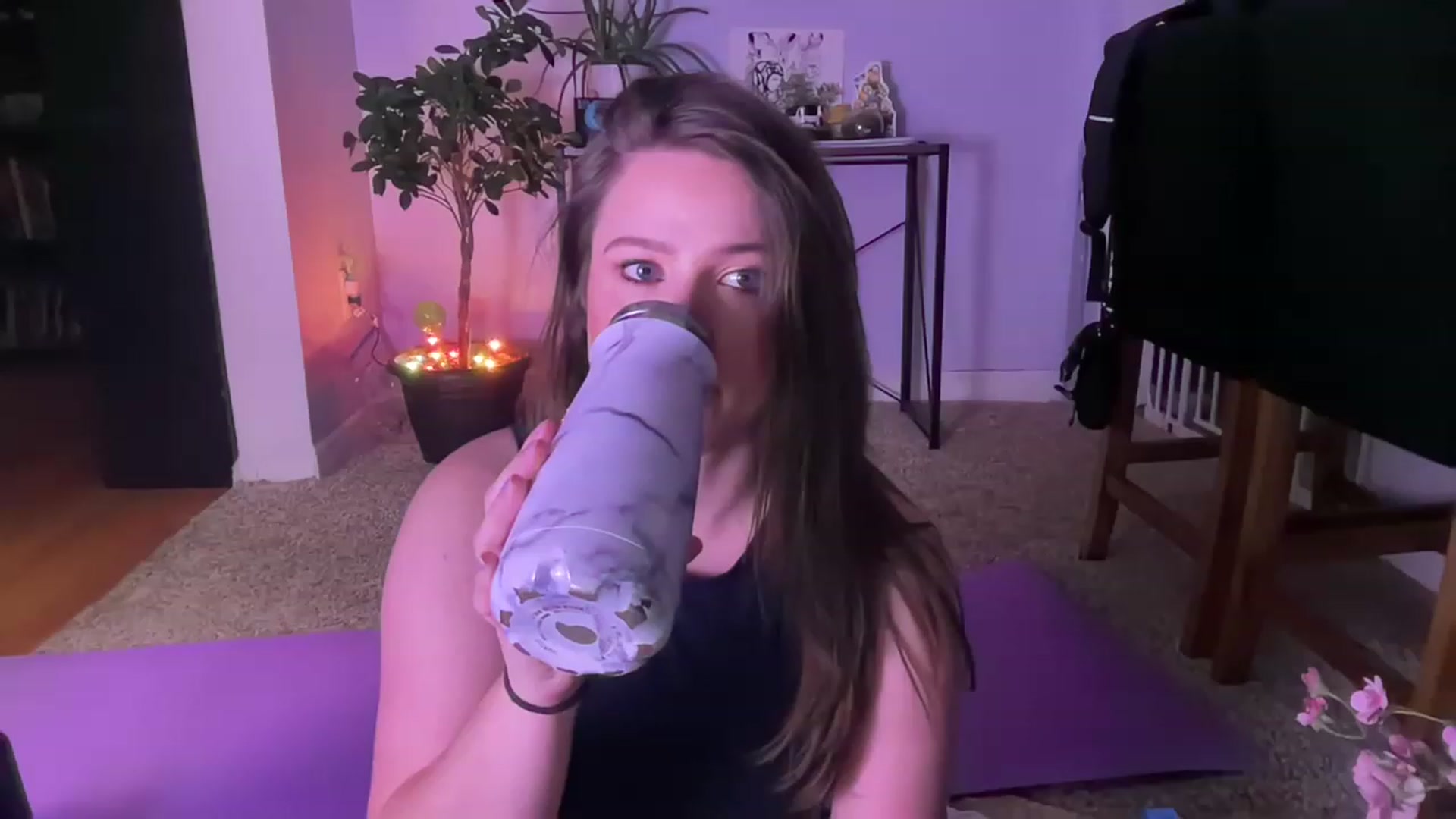 Gallery image thumbnail from Jane_Fern's myfreecams stream on, 06/14/2023, 05:02 image 18 of 20