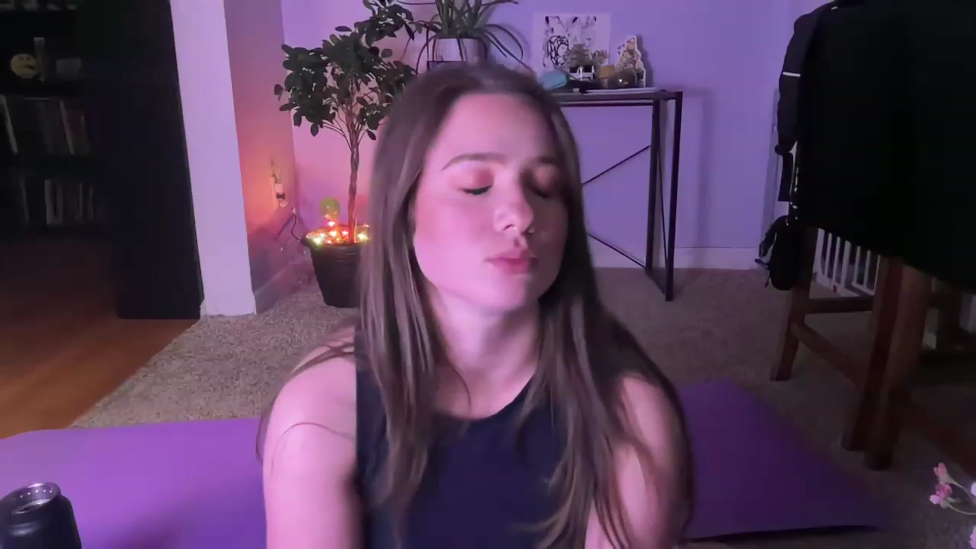 Gallery image thumbnail from Jane_Fern's myfreecams stream on, 06/14/2023, 05:23 image 7 of 20