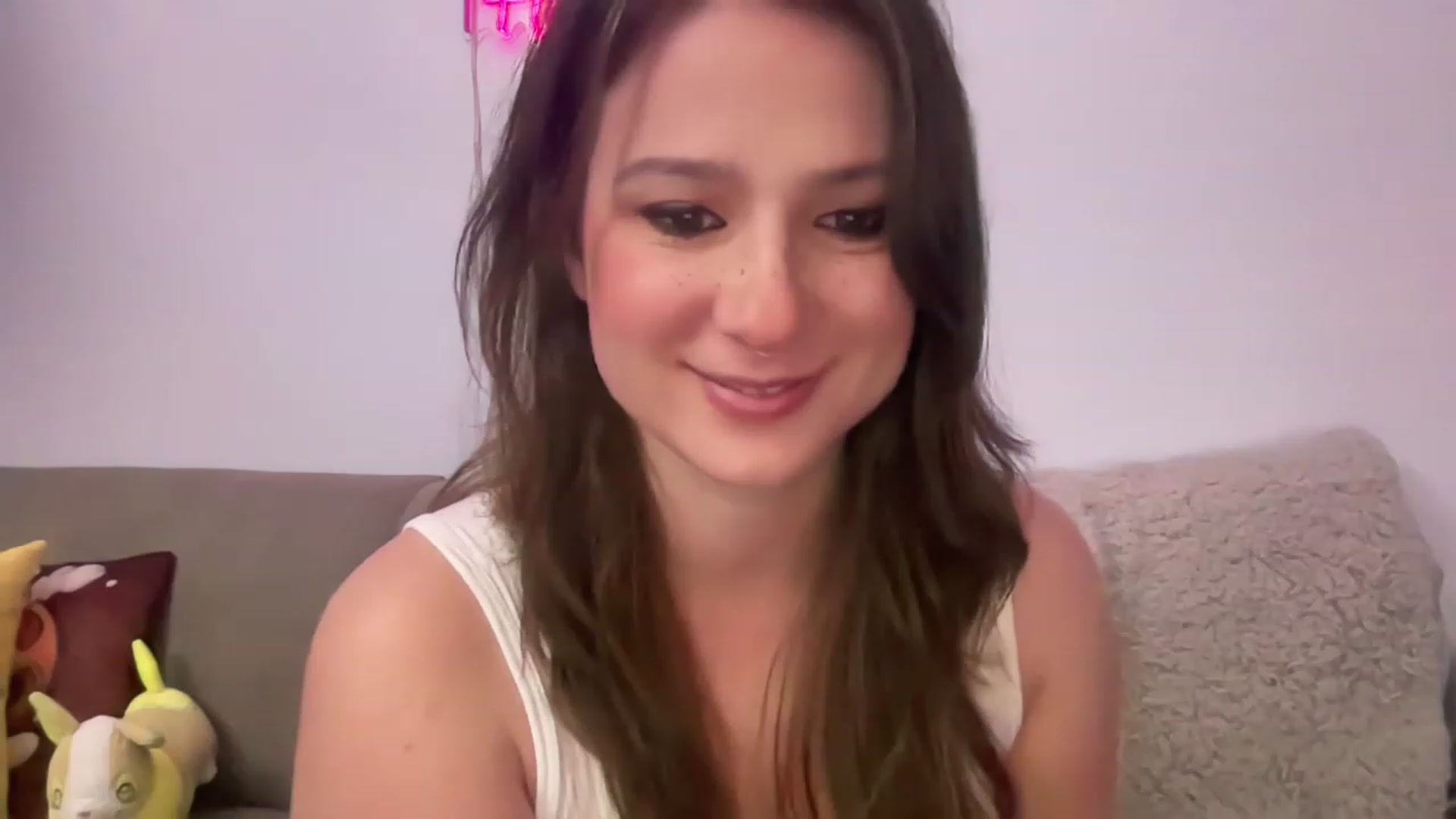 Gallery image thumbnail from Jane_Fern's myfreecams stream on, 06/21/2023, 02:22 image 3 of 20