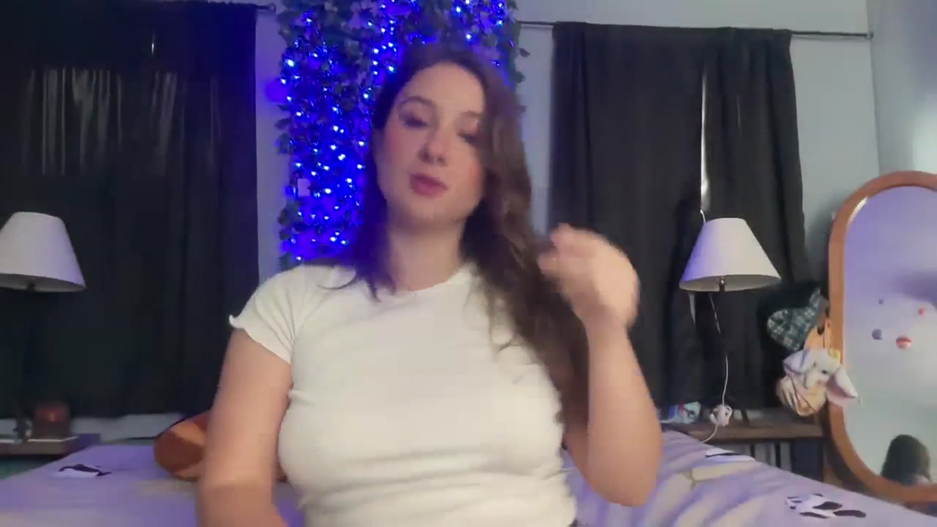 Gallery image thumbnail from Jane_Fern's myfreecams stream on, 07/03/2023, 23:28 image 2 of 20