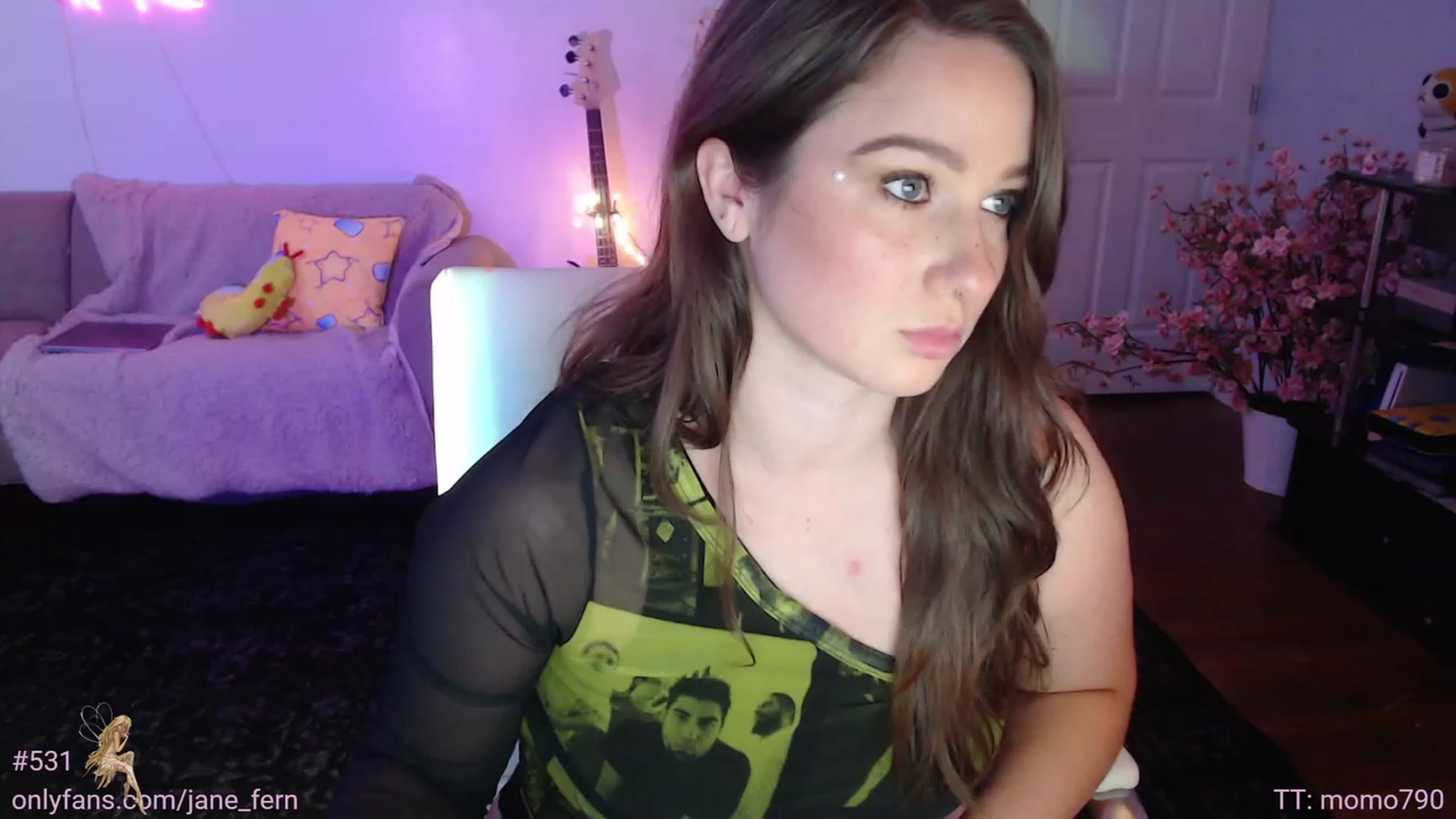 Gallery image thumbnail from Jane_Fern's myfreecams stream on, 07/12/2023, 01:36 image 7 of 20