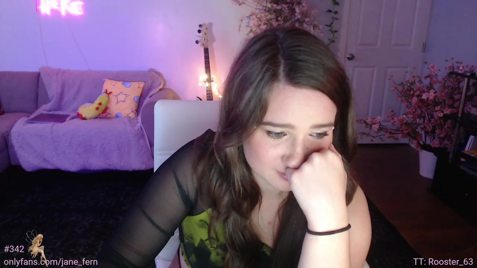 Gallery image thumbnail from Jane_Fern's myfreecams stream on, 07/12/2023, 02:33 image 1 of 20