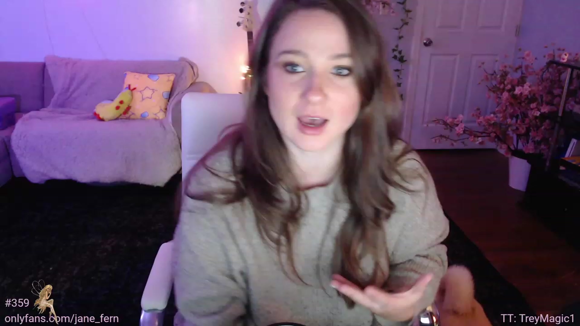 Gallery image thumbnail from Jane_Fern's myfreecams stream on, 07/18/2023, 02:59 image 1 of 20