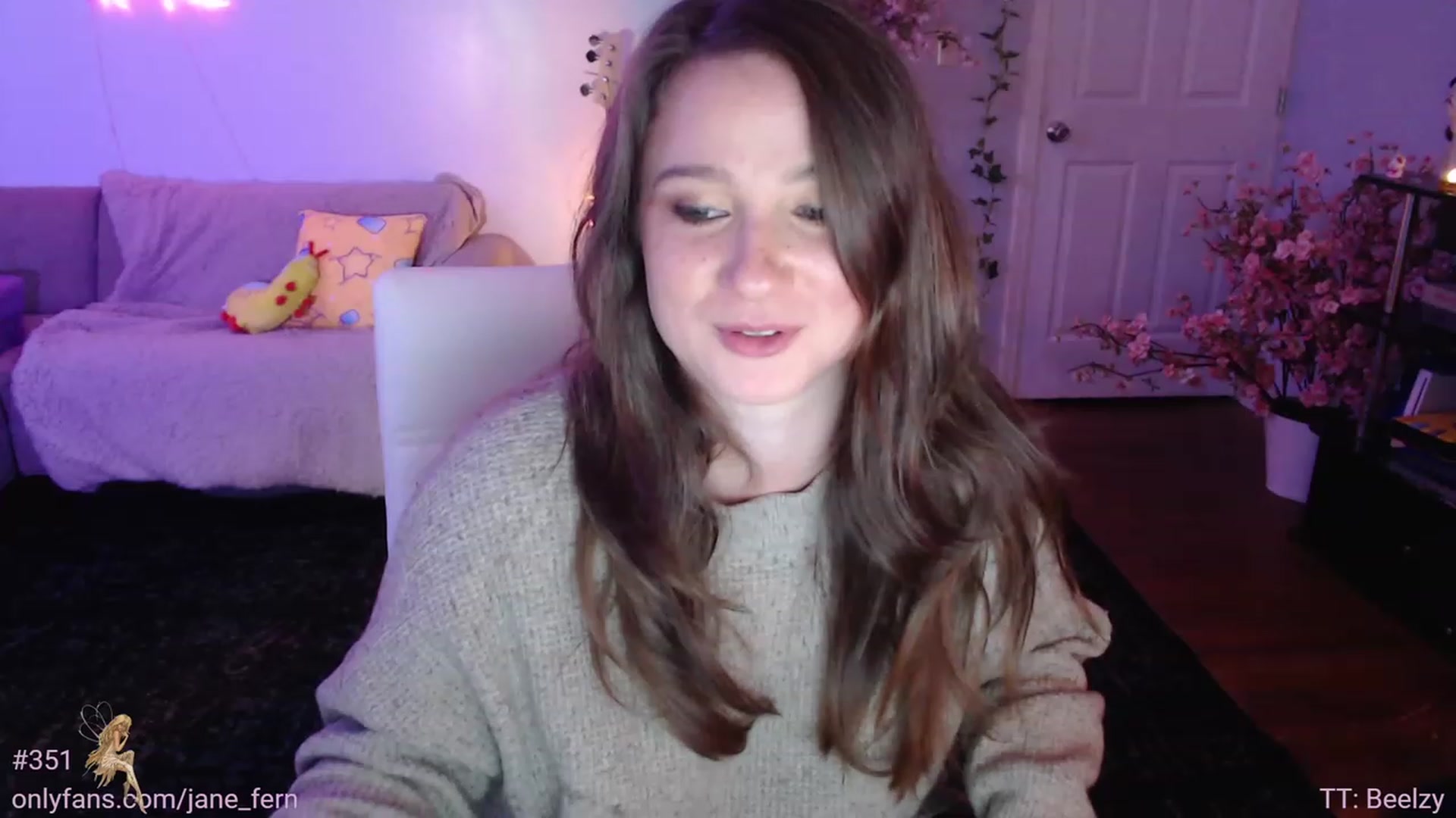 Gallery image thumbnail from Jane_Fern's myfreecams stream on, 07/18/2023, 02:59 image 17 of 20