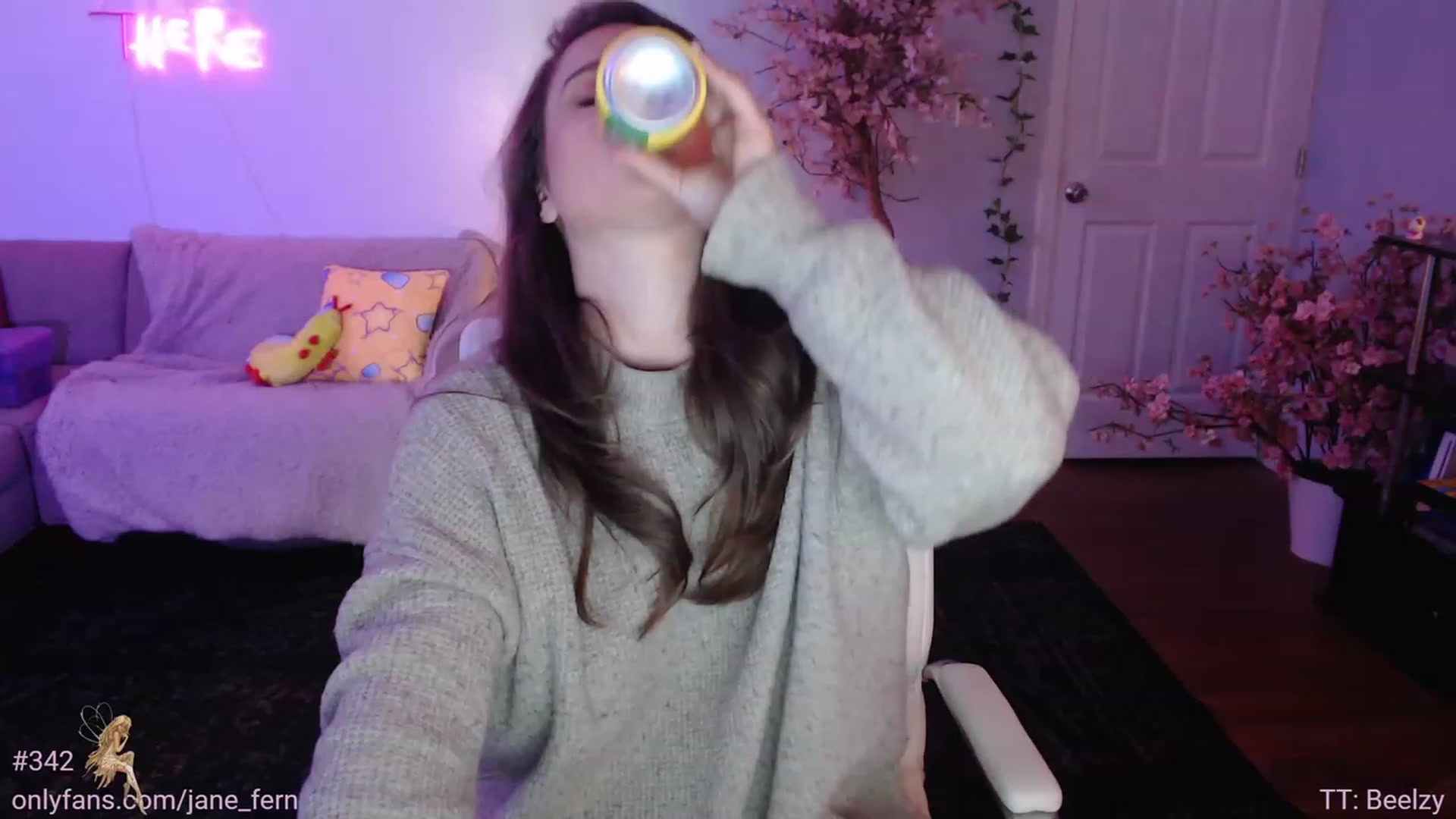 Gallery image thumbnail from Jane_Fern's myfreecams stream on, 07/18/2023, 04:19 image 11 of 20