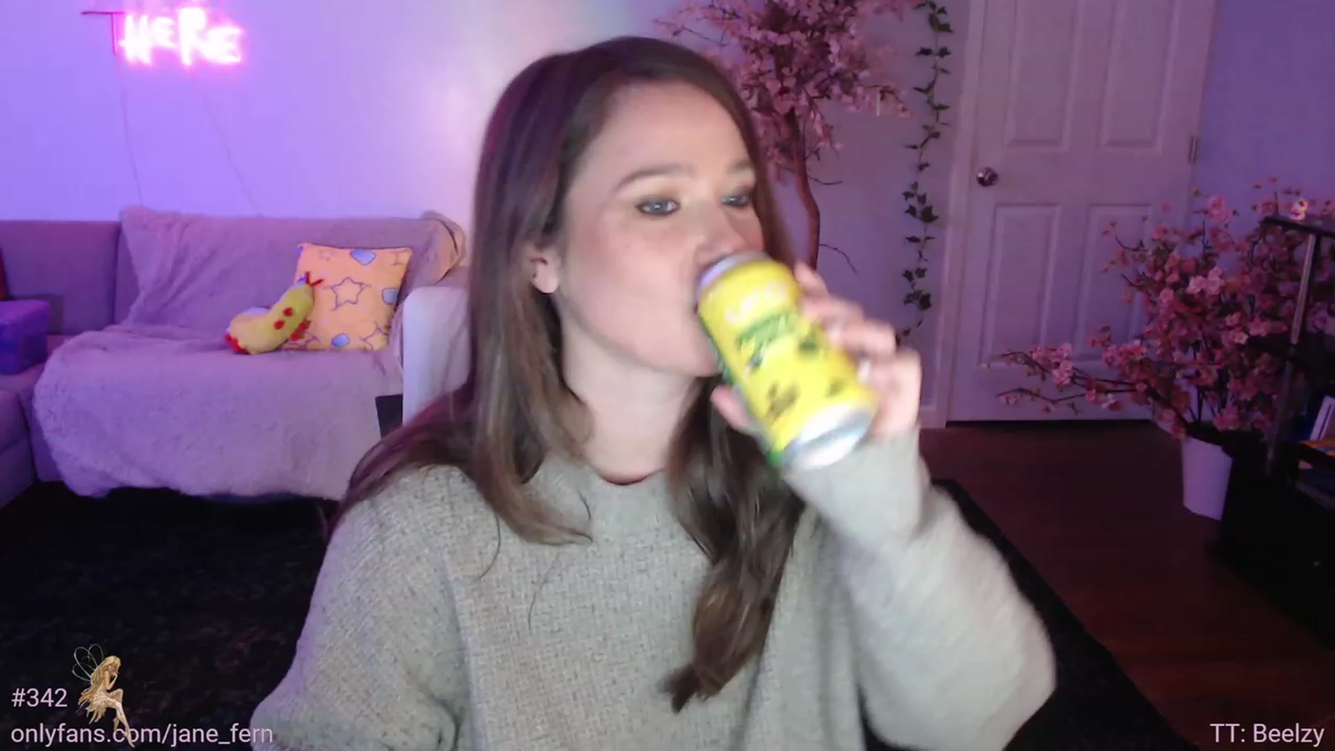 Gallery image thumbnail from Jane_Fern's myfreecams stream on, 07/18/2023, 04:19 image 9 of 20