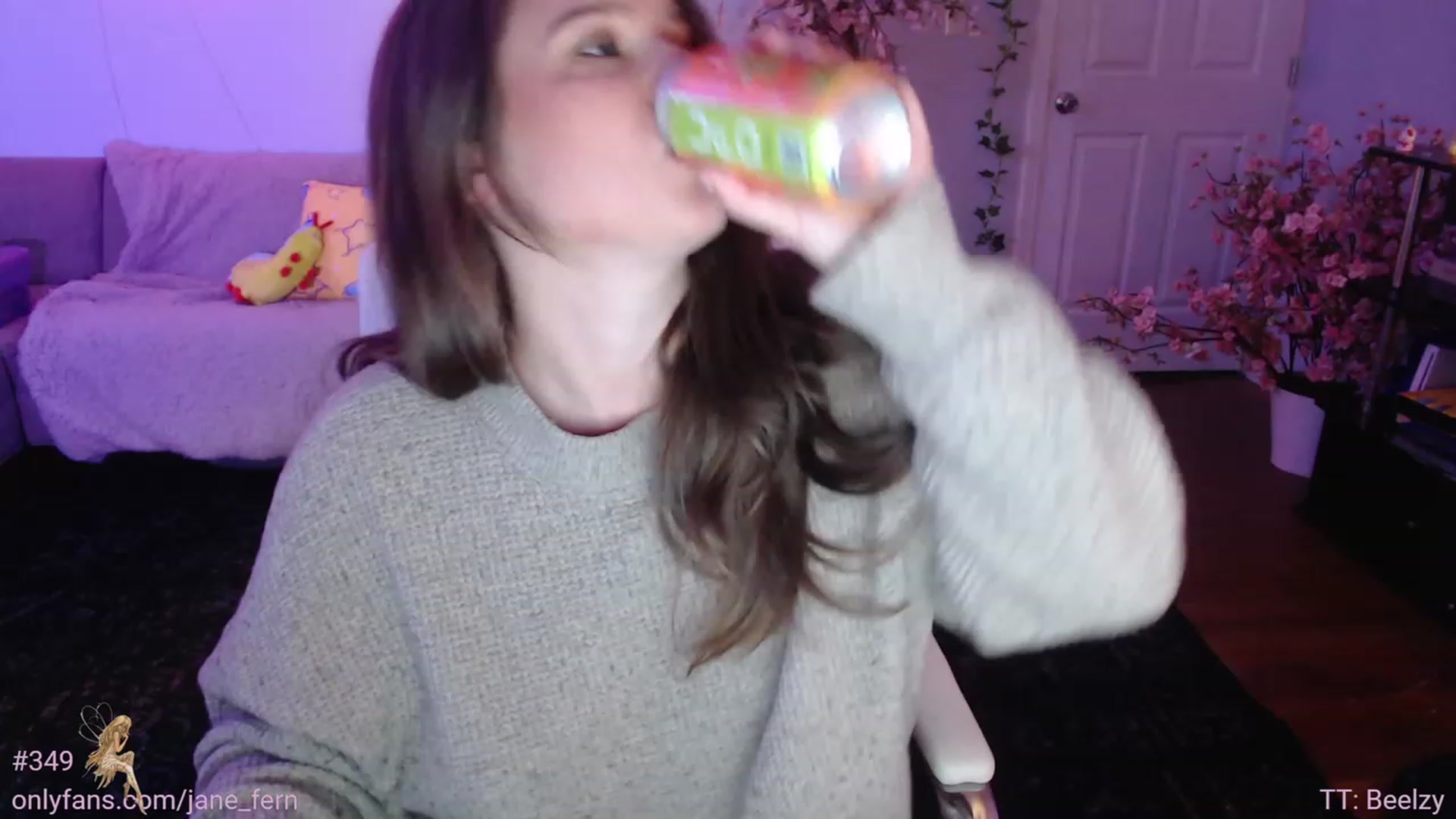 Gallery image thumbnail from Jane_Fern's myfreecams stream on, 07/18/2023, 04:19 image 2 of 20