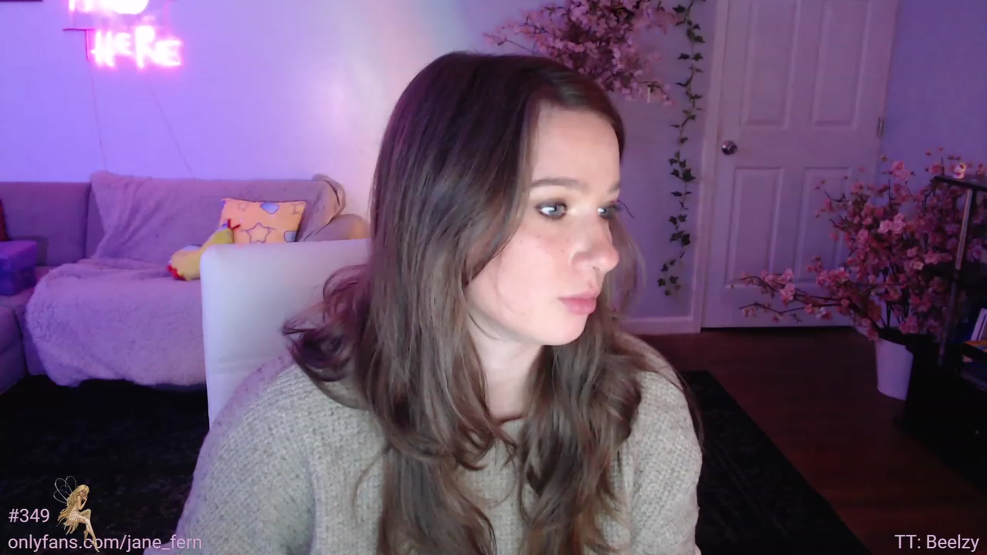 Gallery image thumbnail from Jane_Fern's myfreecams stream on, 07/18/2023, 04:19 image 1 of 20