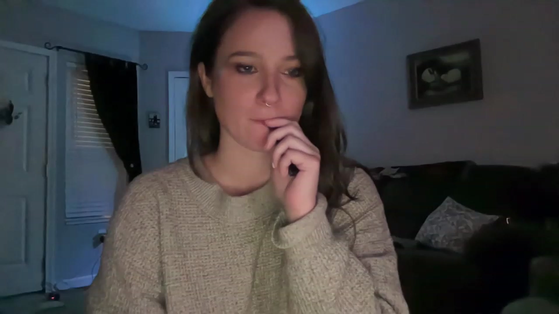 Gallery image thumbnail from Jane_Fern's myfreecams stream on, 07/18/2023, 06:07 image 15 of 20