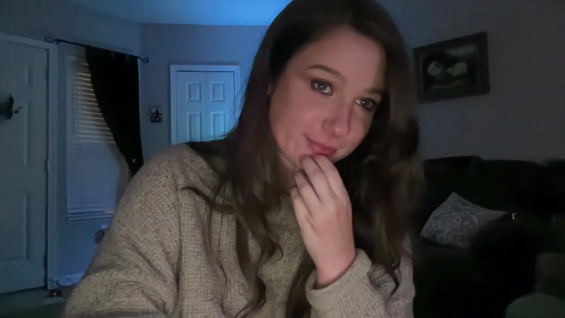 Gallery image thumbnail from Jane_Fern's myfreecams stream on, 07/18/2023, 06:25 image 20 of 20