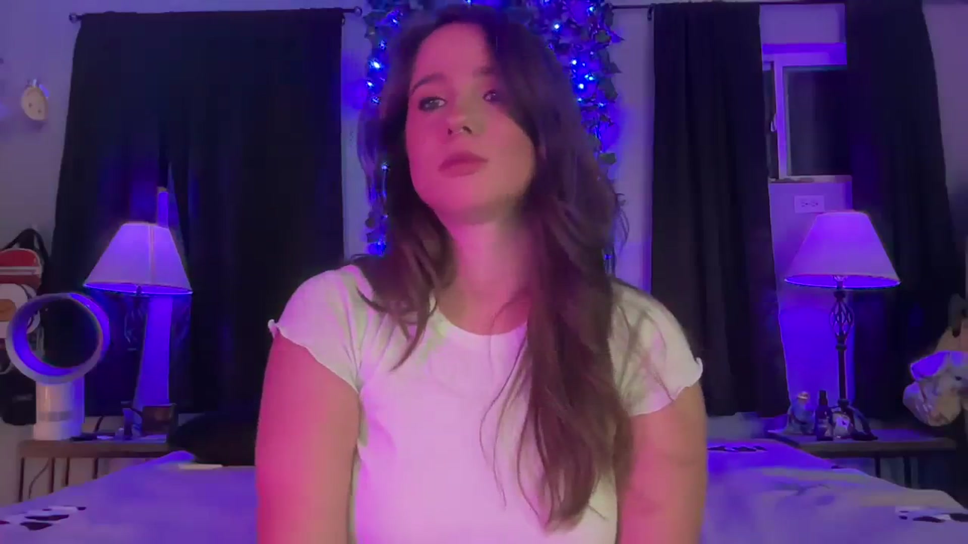 Gallery image thumbnail from Jane_Fern's myfreecams stream on, 07/22/2023, 03:29 image 11 of 20